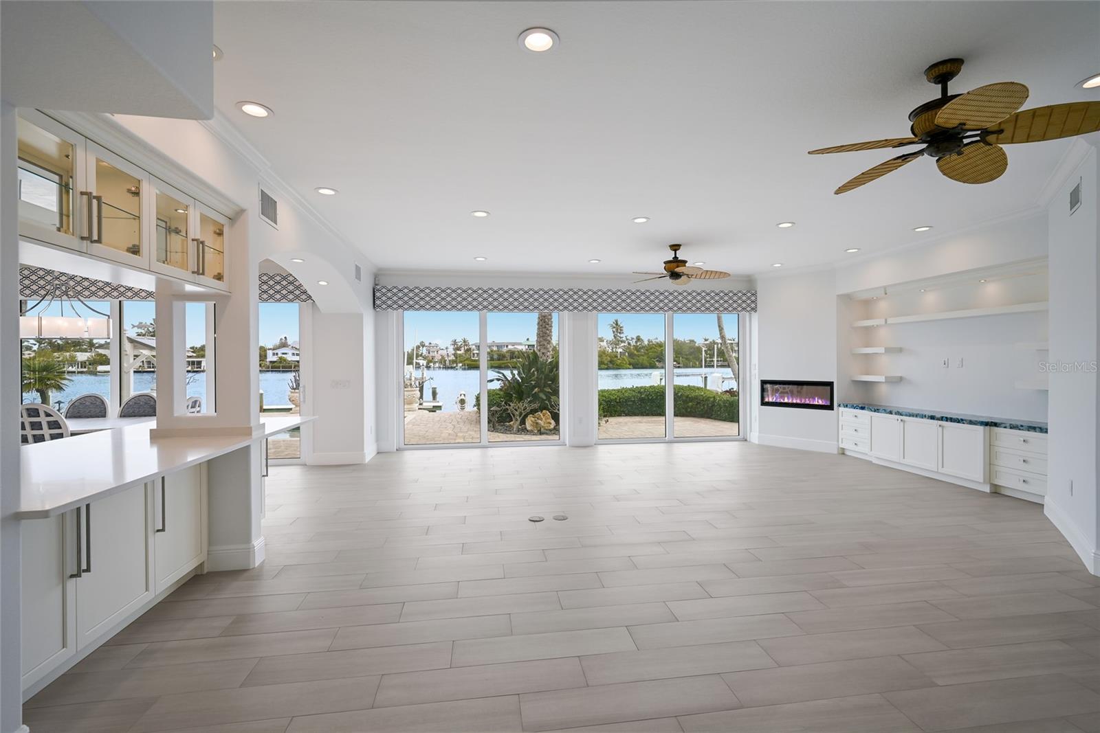 8321 MARINA DR, HOLMES BEACH, FL — photo 16