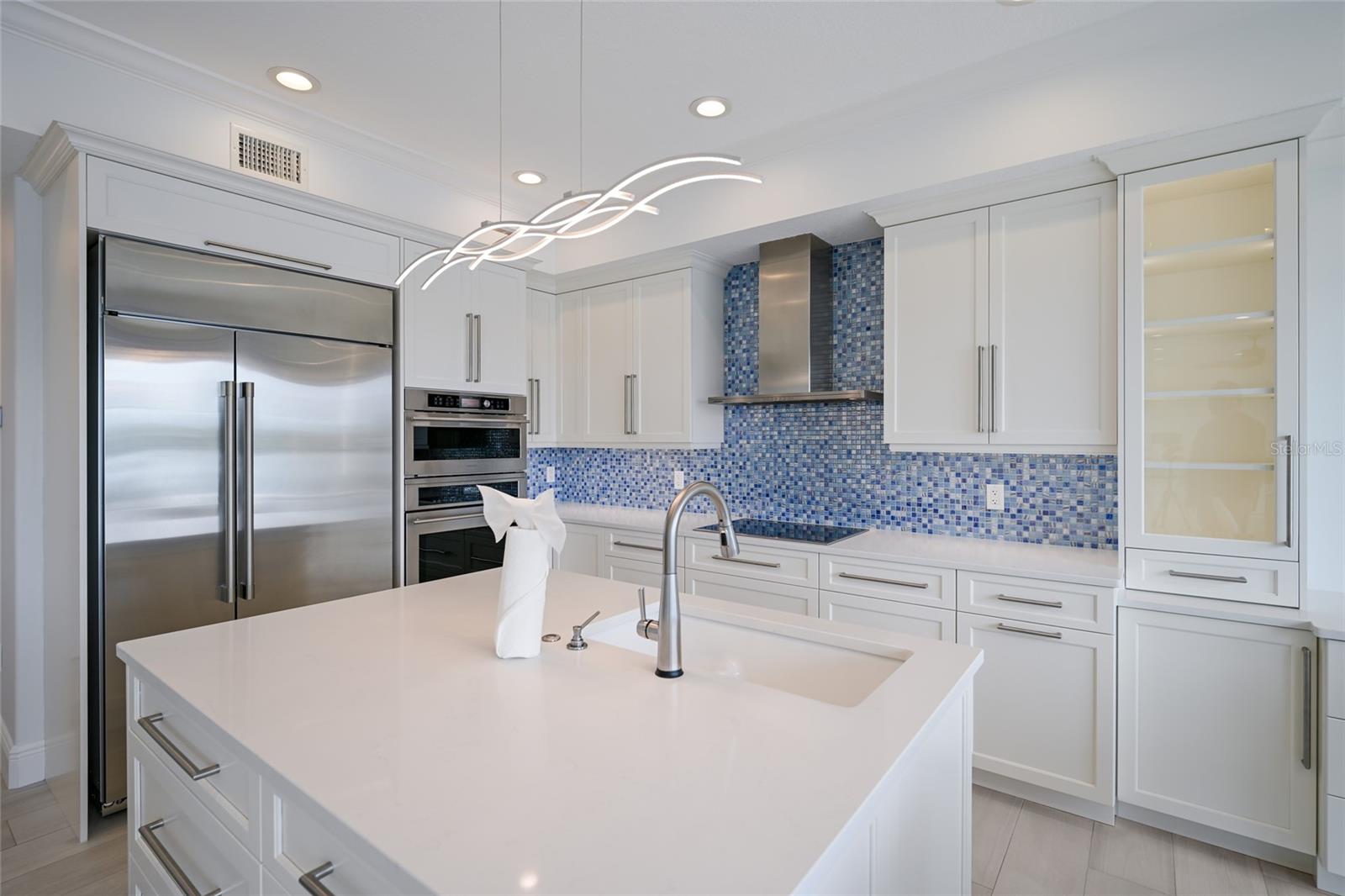8321 MARINA DR, HOLMES BEACH, FL — photo 24