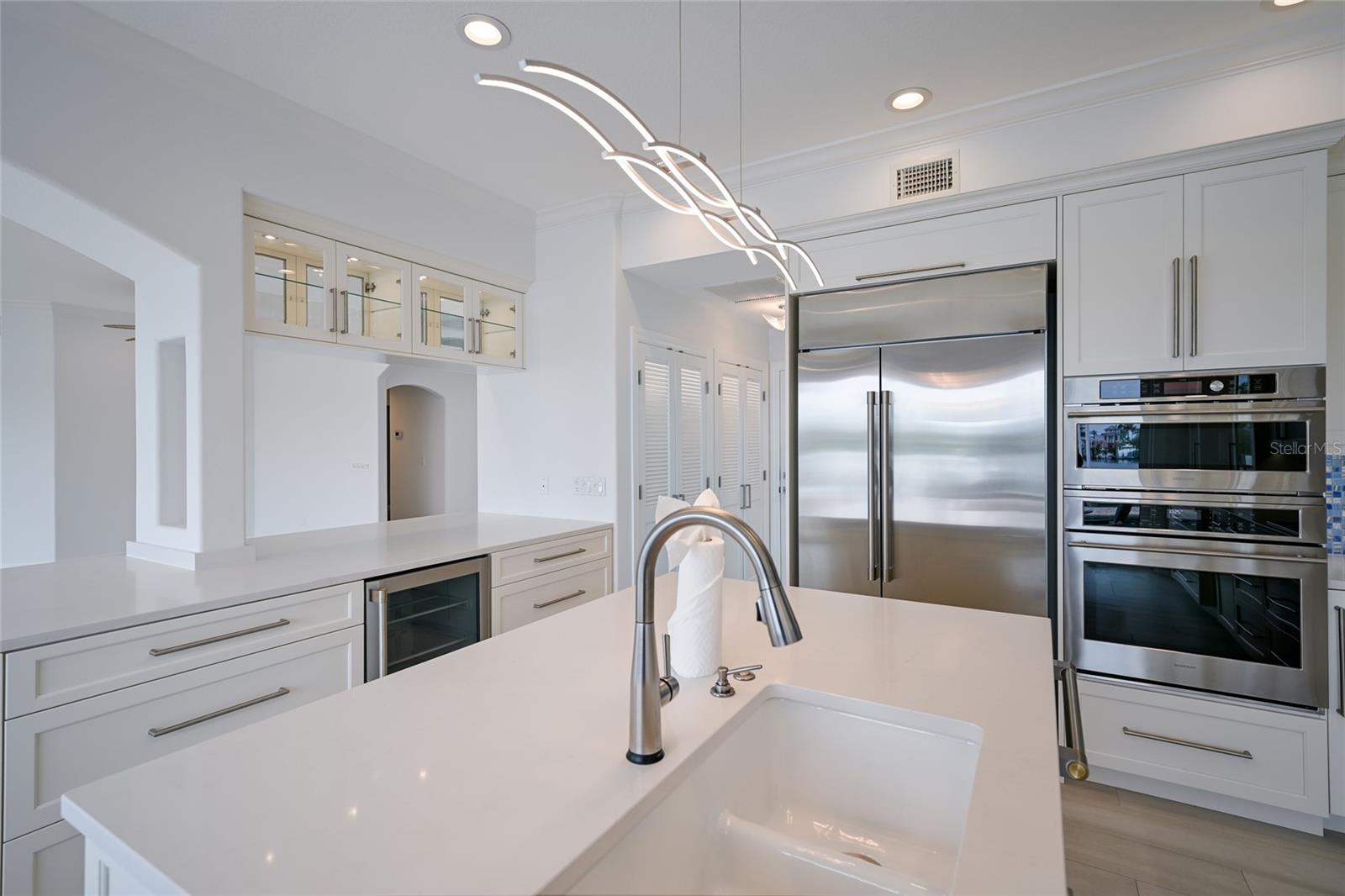8321 MARINA DR, HOLMES BEACH, FL — photo 28