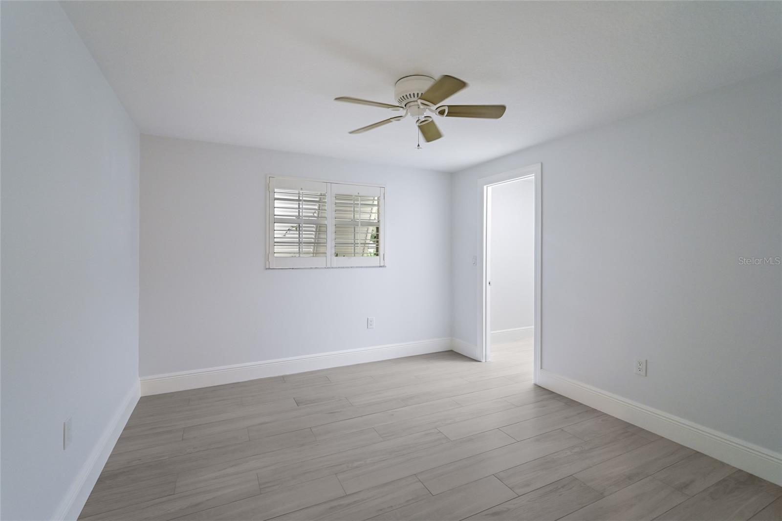 8321 MARINA DR, HOLMES BEACH, FL — photo 38