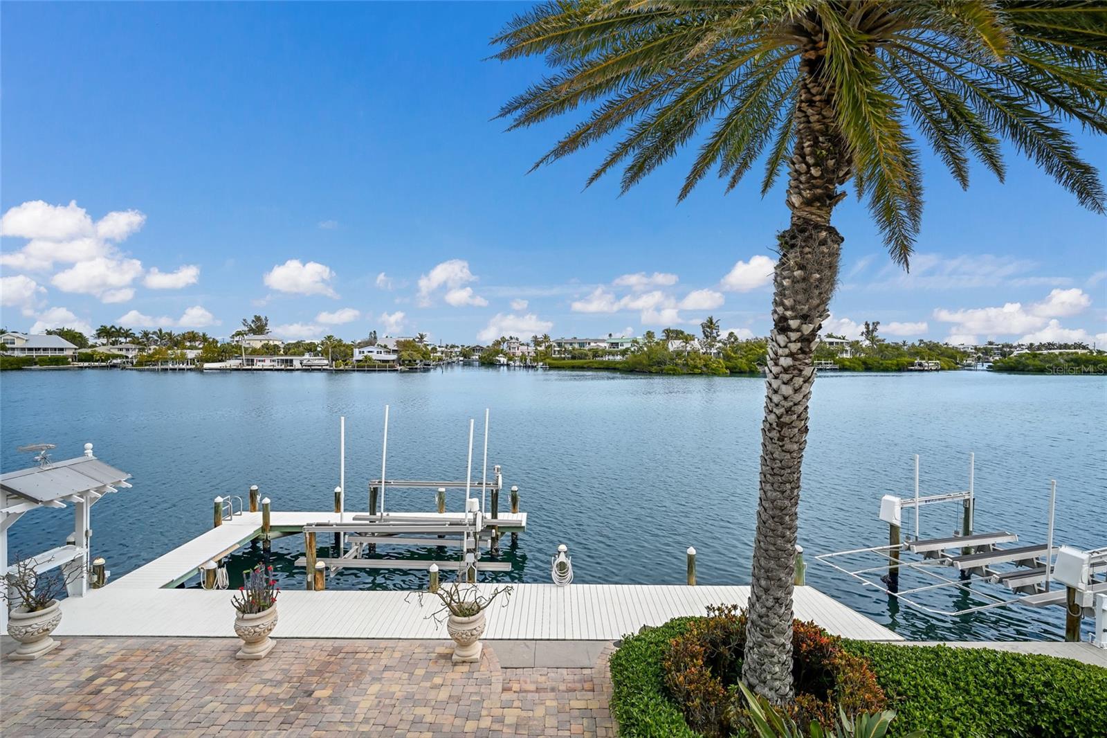 8321 MARINA DR, HOLMES BEACH, FL — photo 56