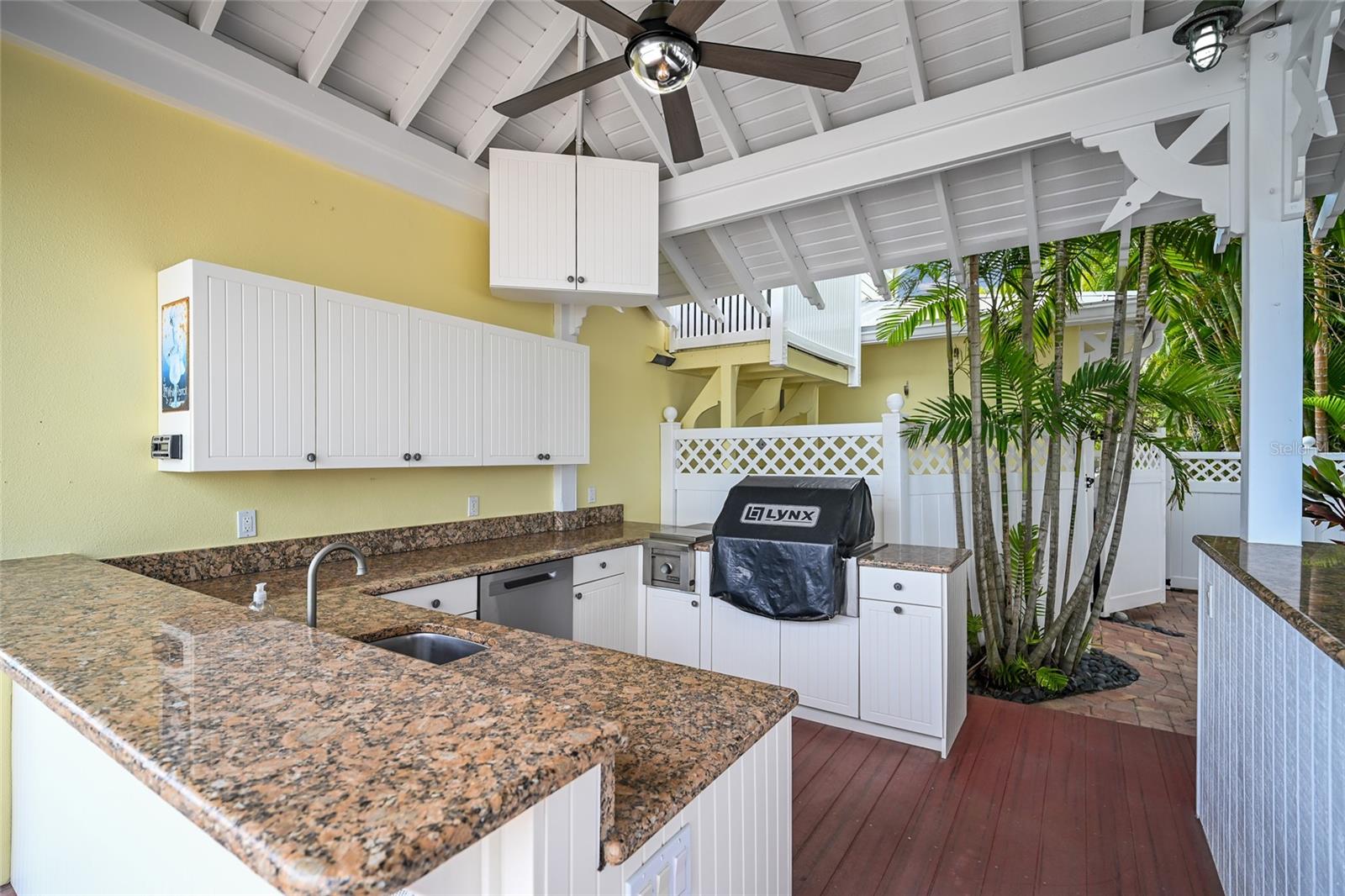 8321 MARINA DR, HOLMES BEACH, FL — photo 57
