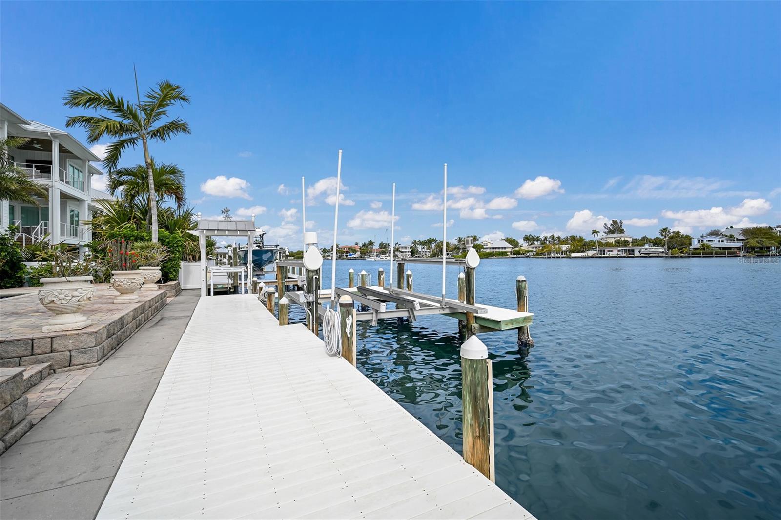 8321 MARINA DR, HOLMES BEACH, FL — photo 63