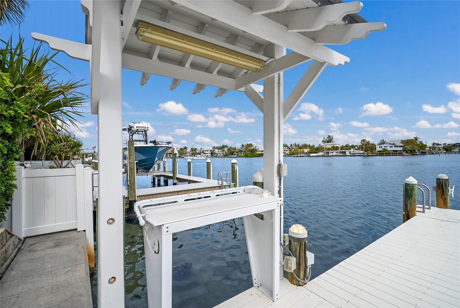 8321 MARINA DR, HOLMES BEACH, FL — photo 64