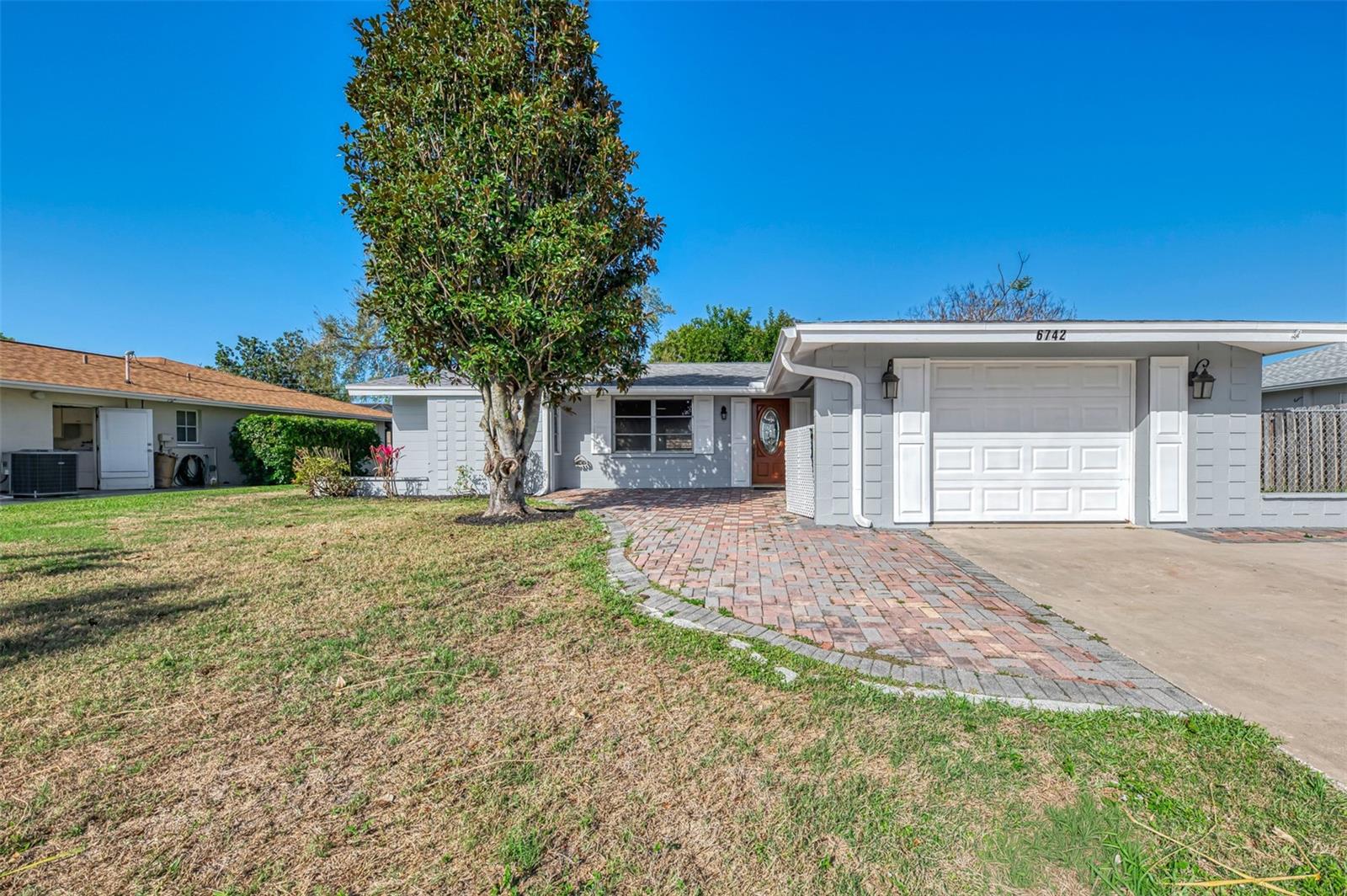 6742 BOWLINE DR, SARASOTA, FL