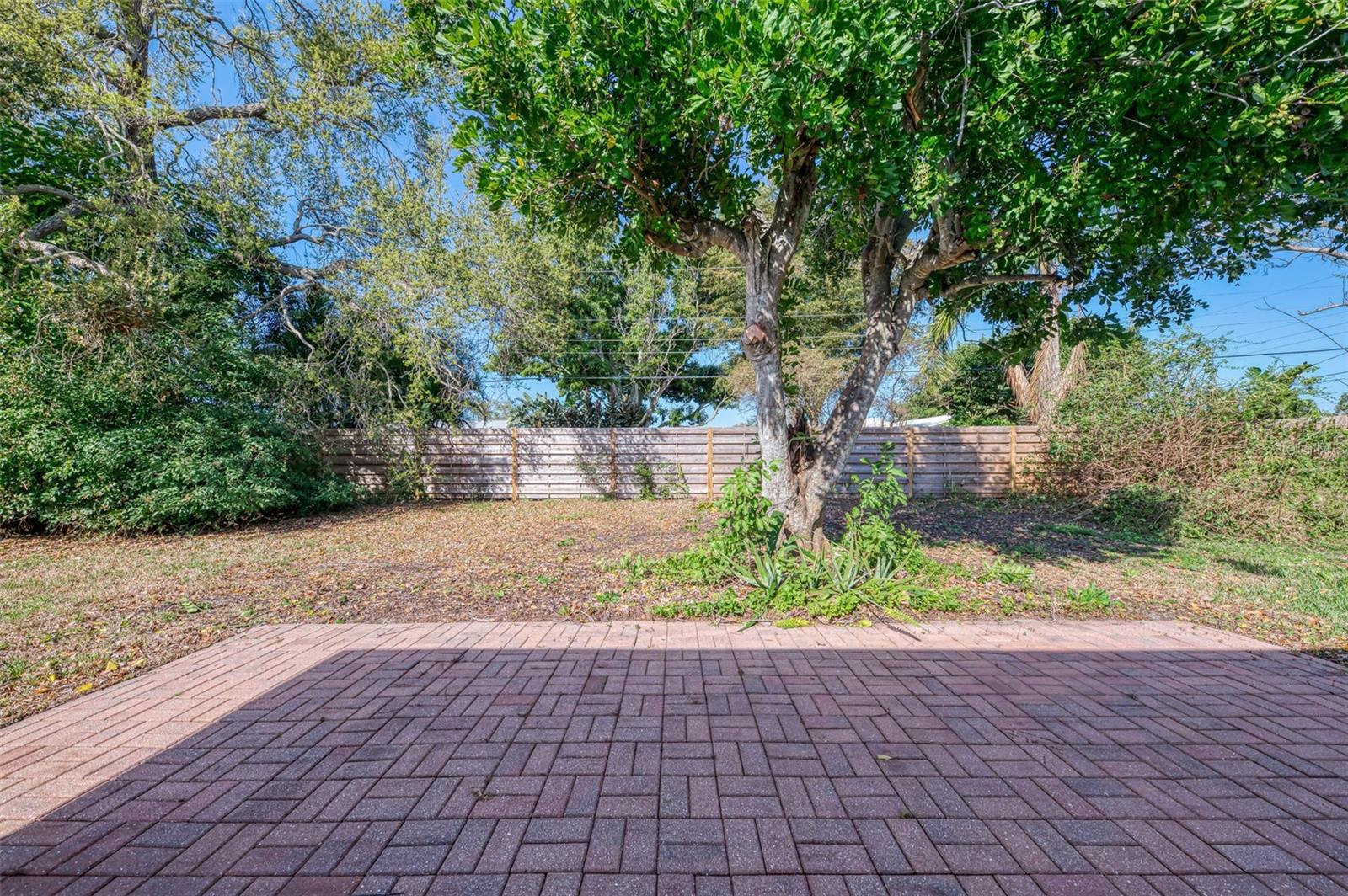 6742 BOWLINE DR, SARASOTA, FL — photo 36