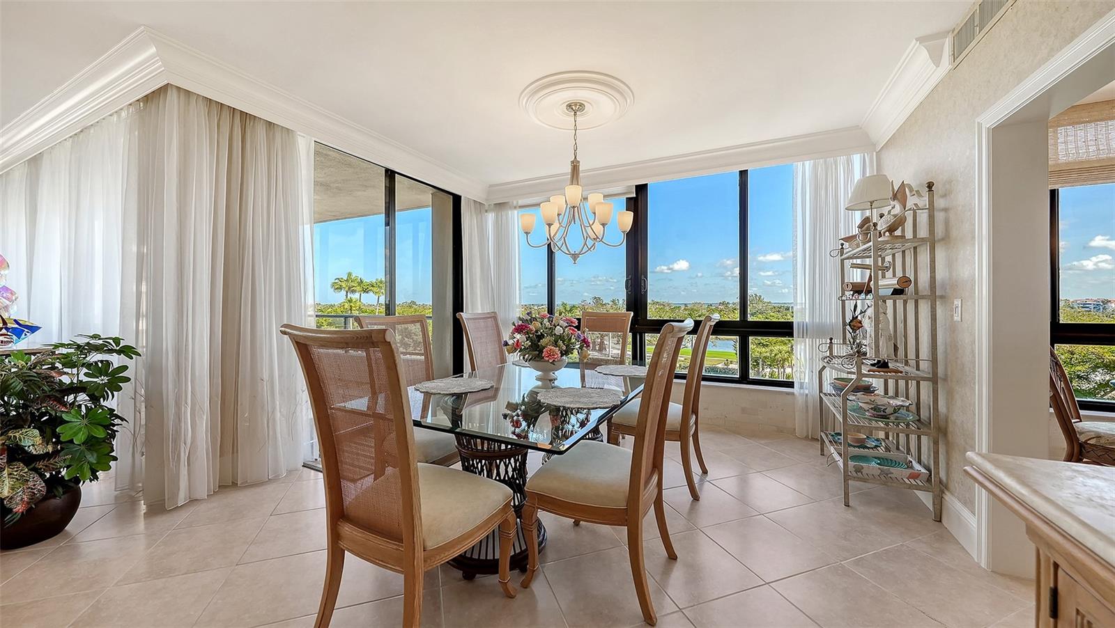 535 SANCTUARY DR #A401, LONGBOAT KEY, FL — photo 17
