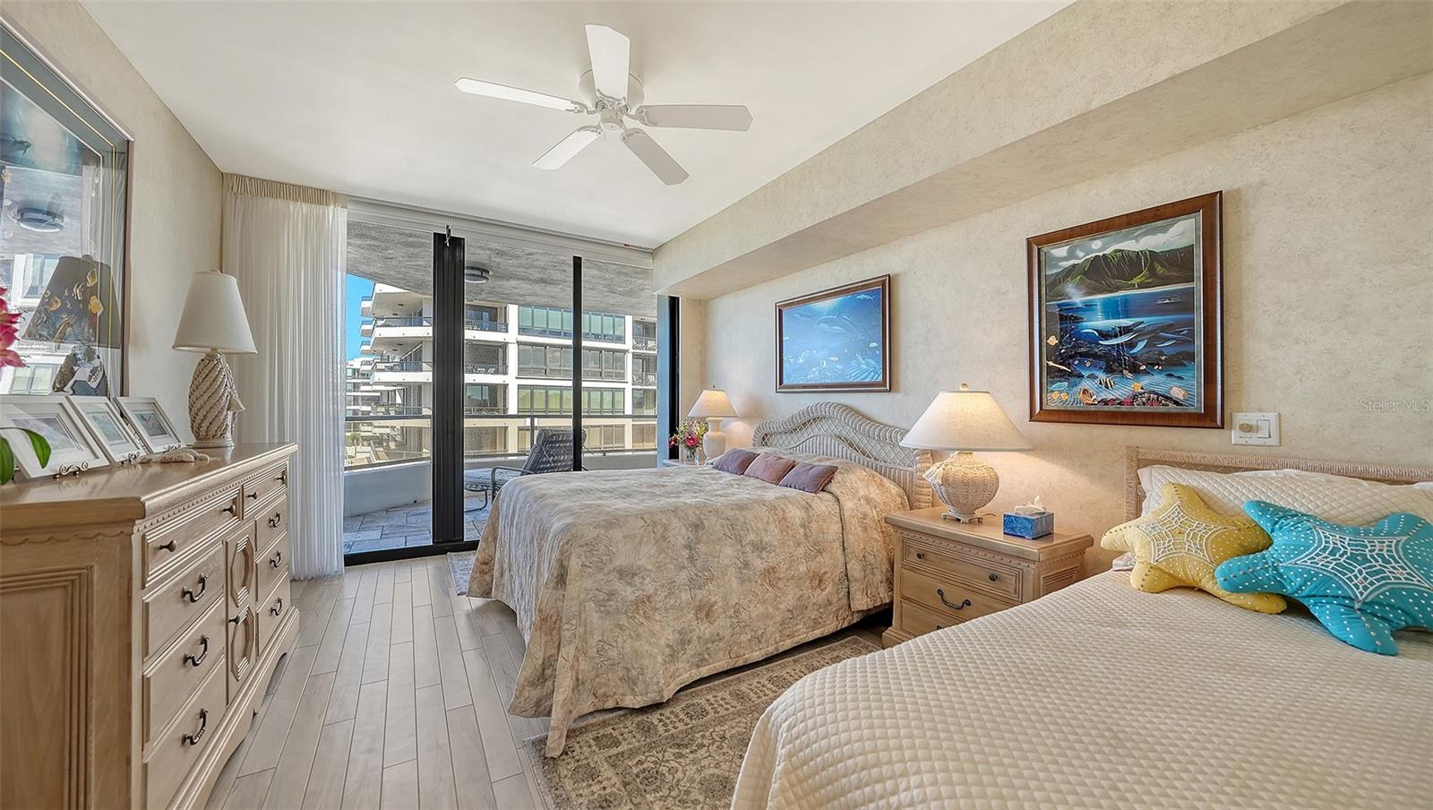535 SANCTUARY DR #A401, LONGBOAT KEY, FL — photo 38