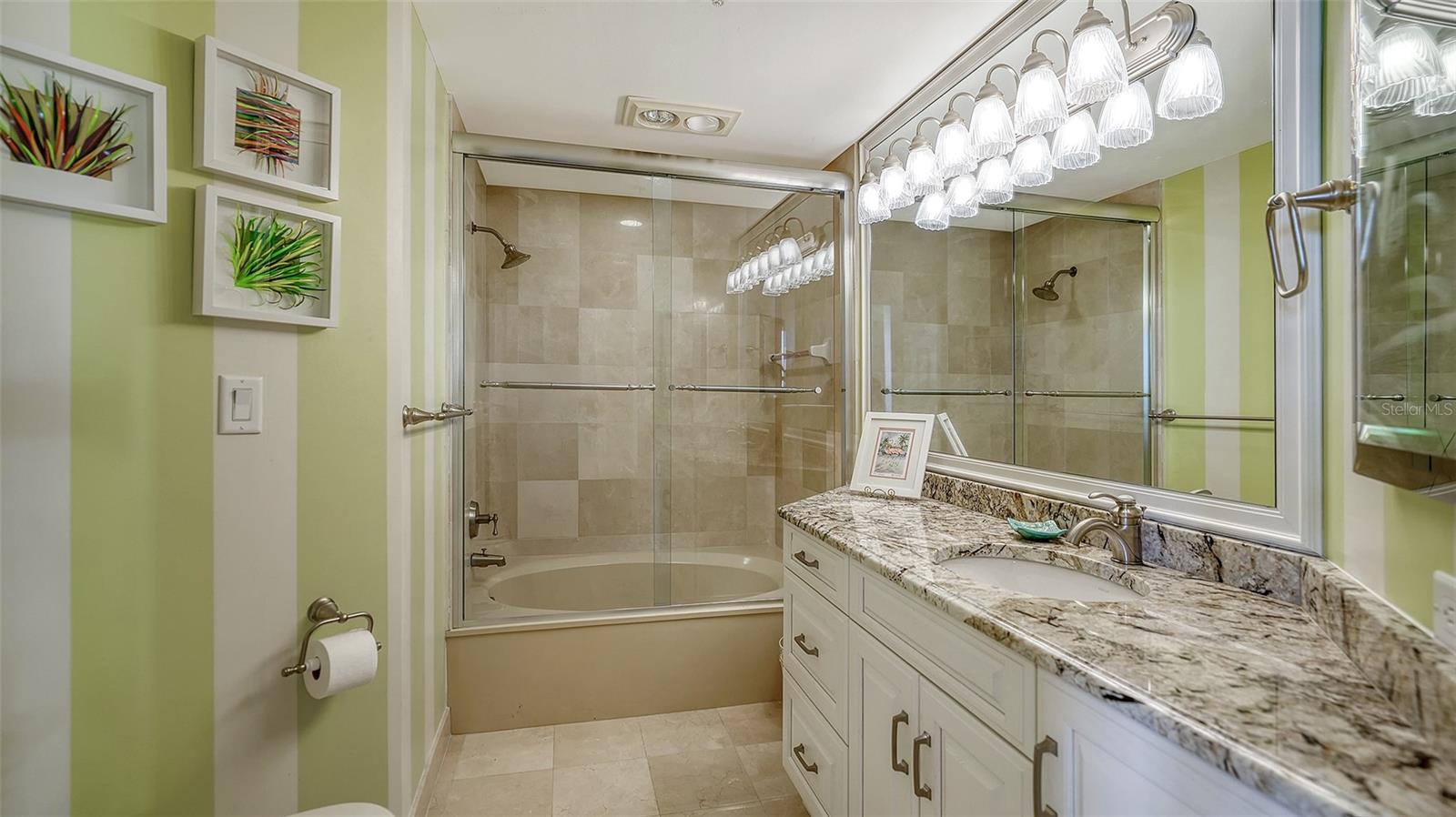 535 SANCTUARY DR #A401, LONGBOAT KEY, FL — photo 41