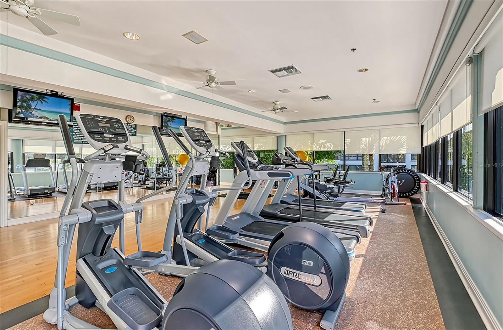 535 SANCTUARY DR #A401, LONGBOAT KEY, FL — photo 50