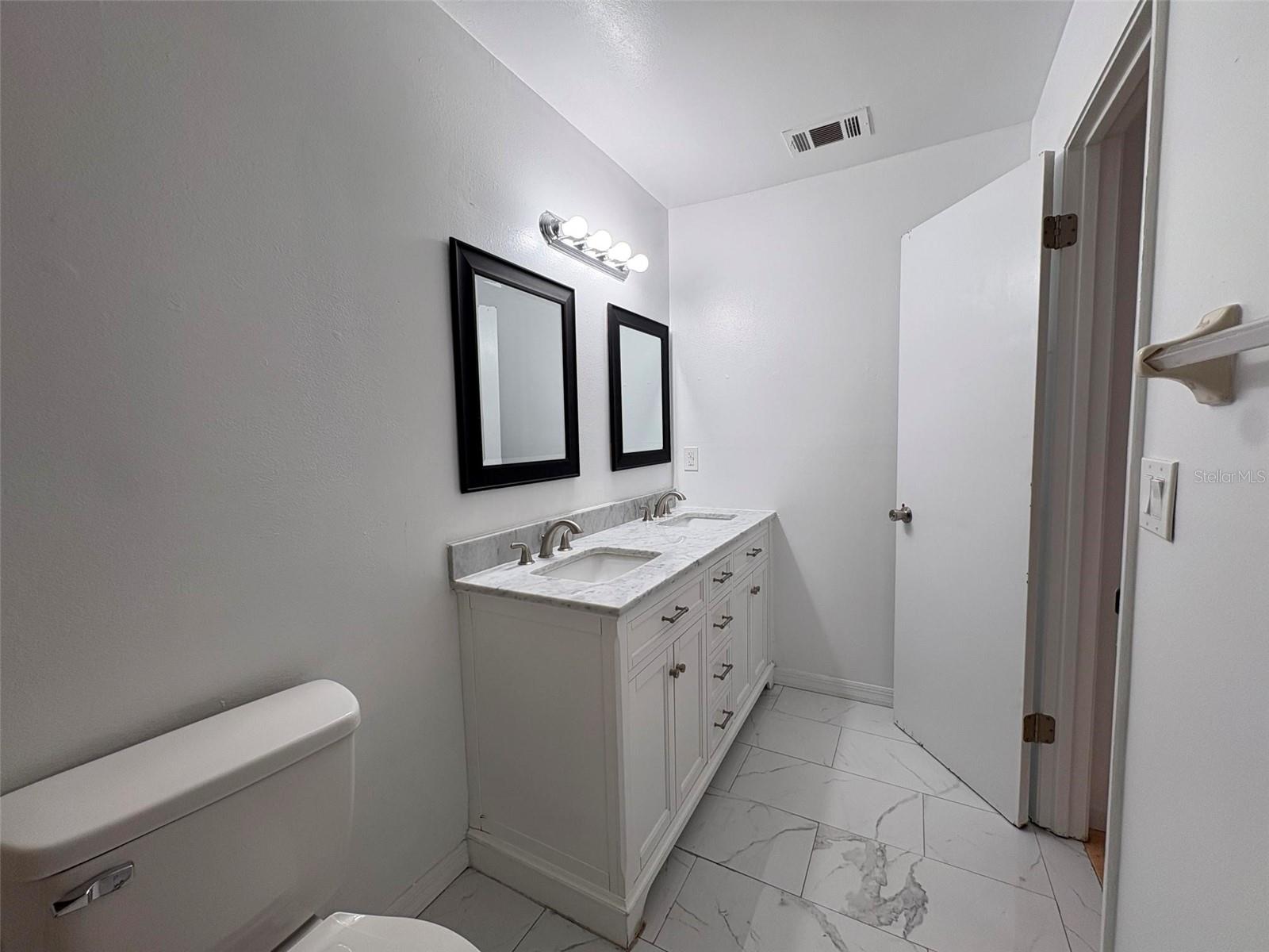 1724 FOXHALL CIR #1724, KISSIMMEE, FL — photo 11