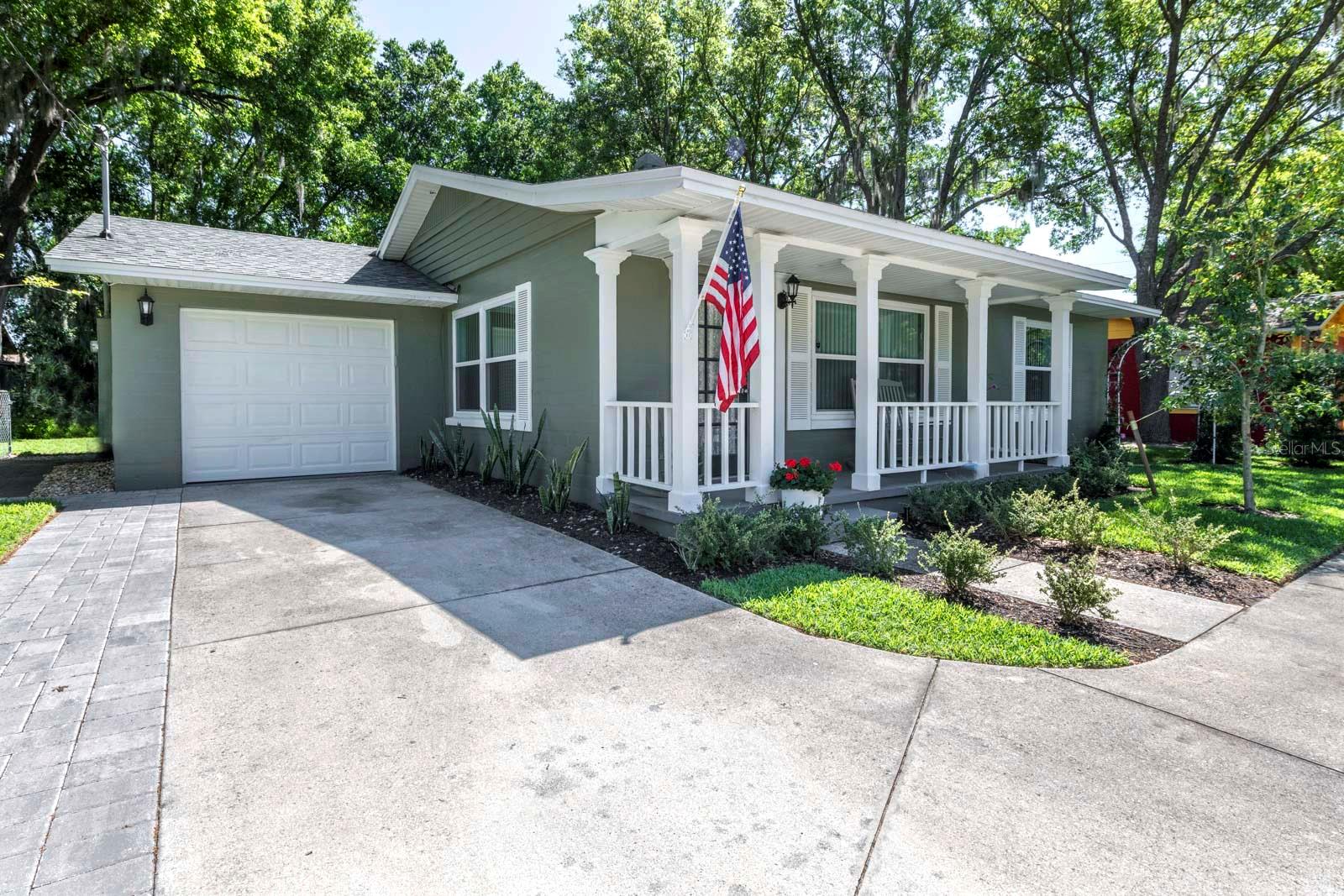 1210 N DONNELLY ST, MOUNT DORA, FL — photo 4