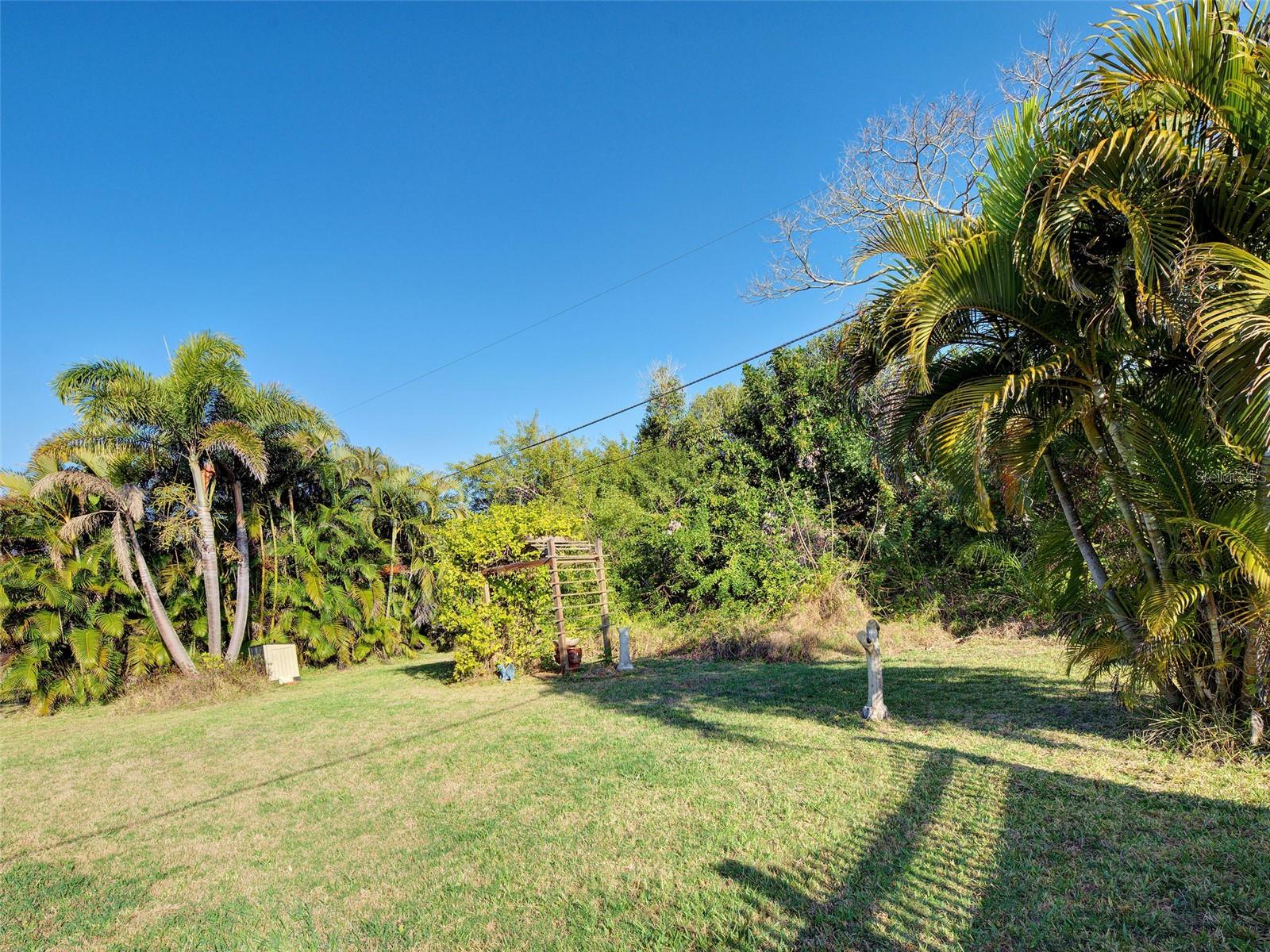 836 STEWART ST, ENGLEWOOD, FL — photo 41