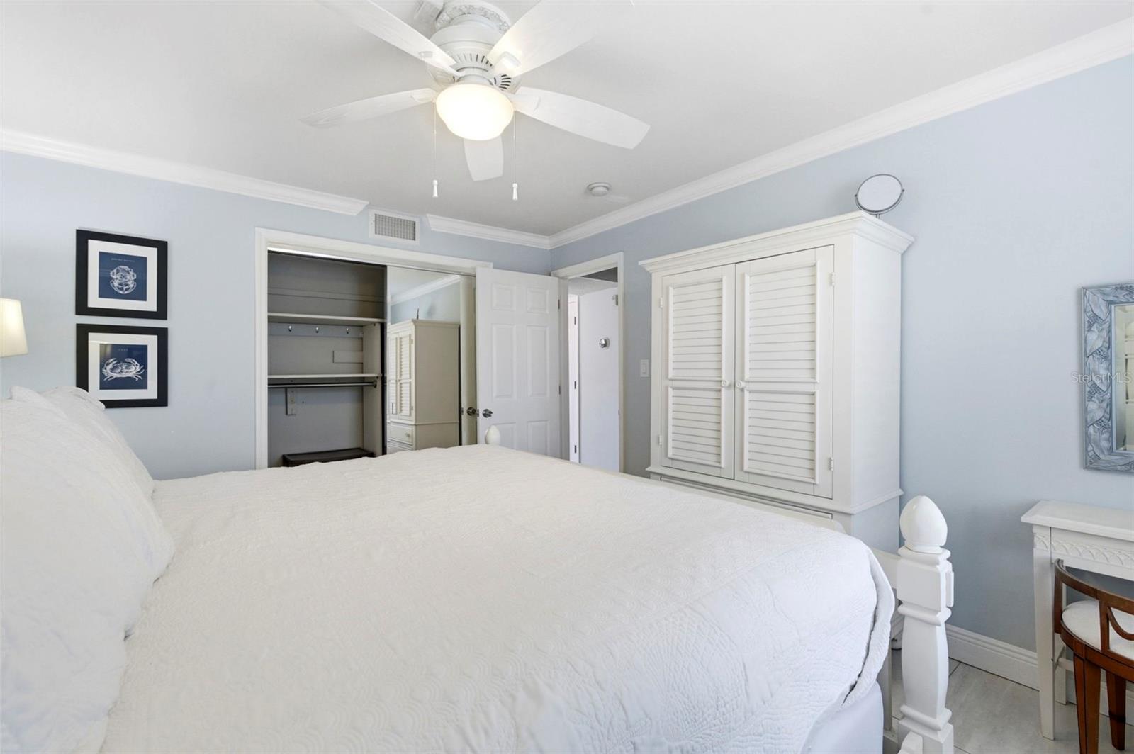 4911 COQUINA KEY DR SE #C, ST PETERSBURG, FL — photo 22
