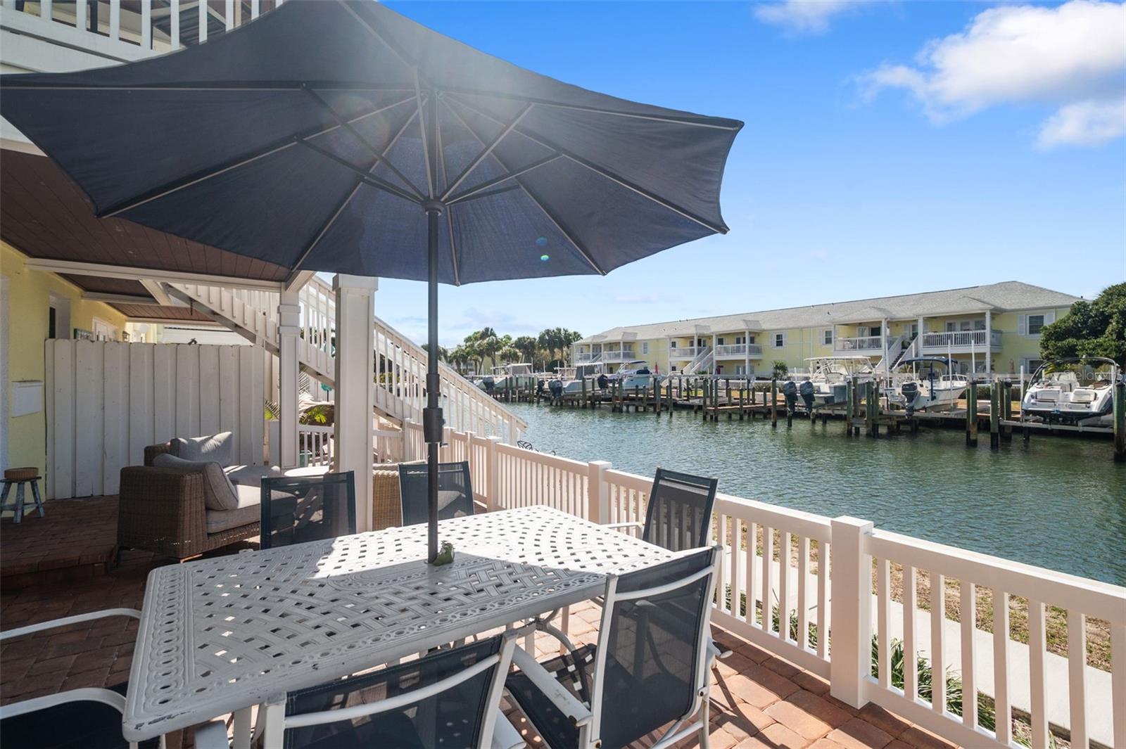 4911 COQUINA KEY DR SE #C, ST PETERSBURG, FL — photo 31