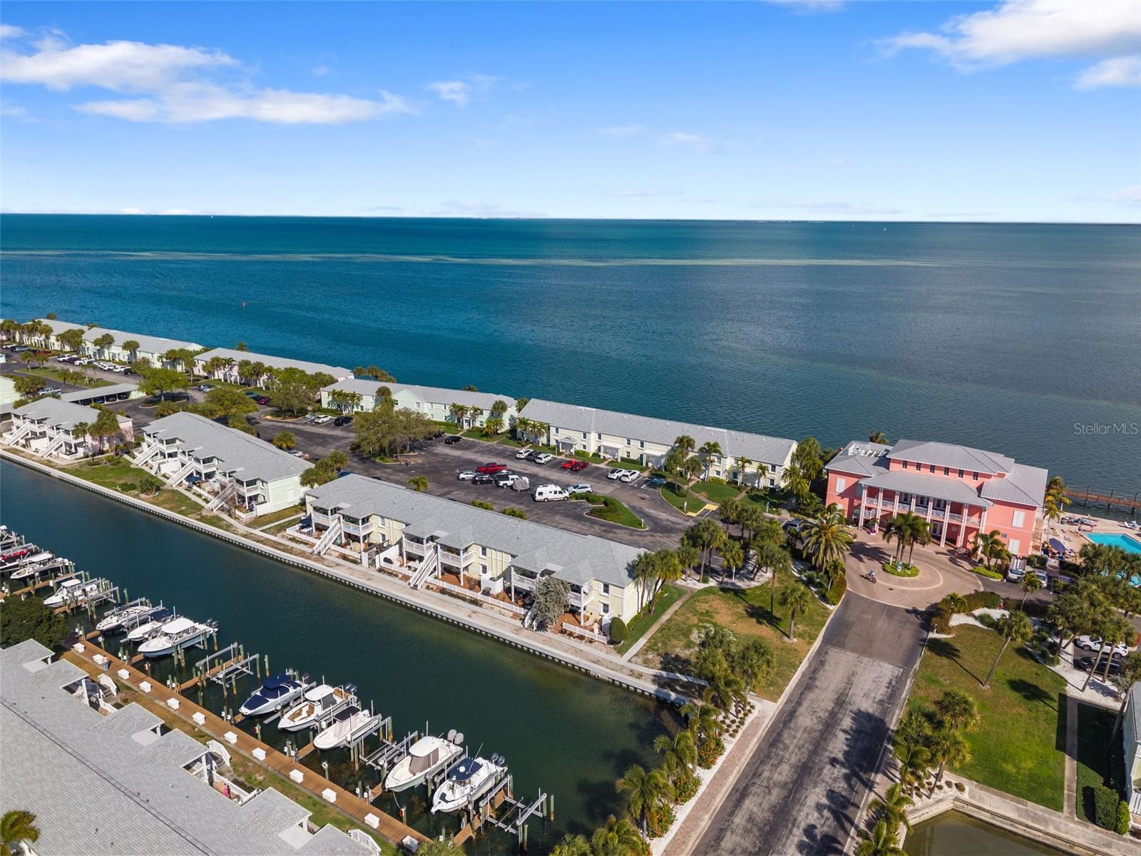 4911 COQUINA KEY DR SE #C, ST PETERSBURG, FL — photo 45