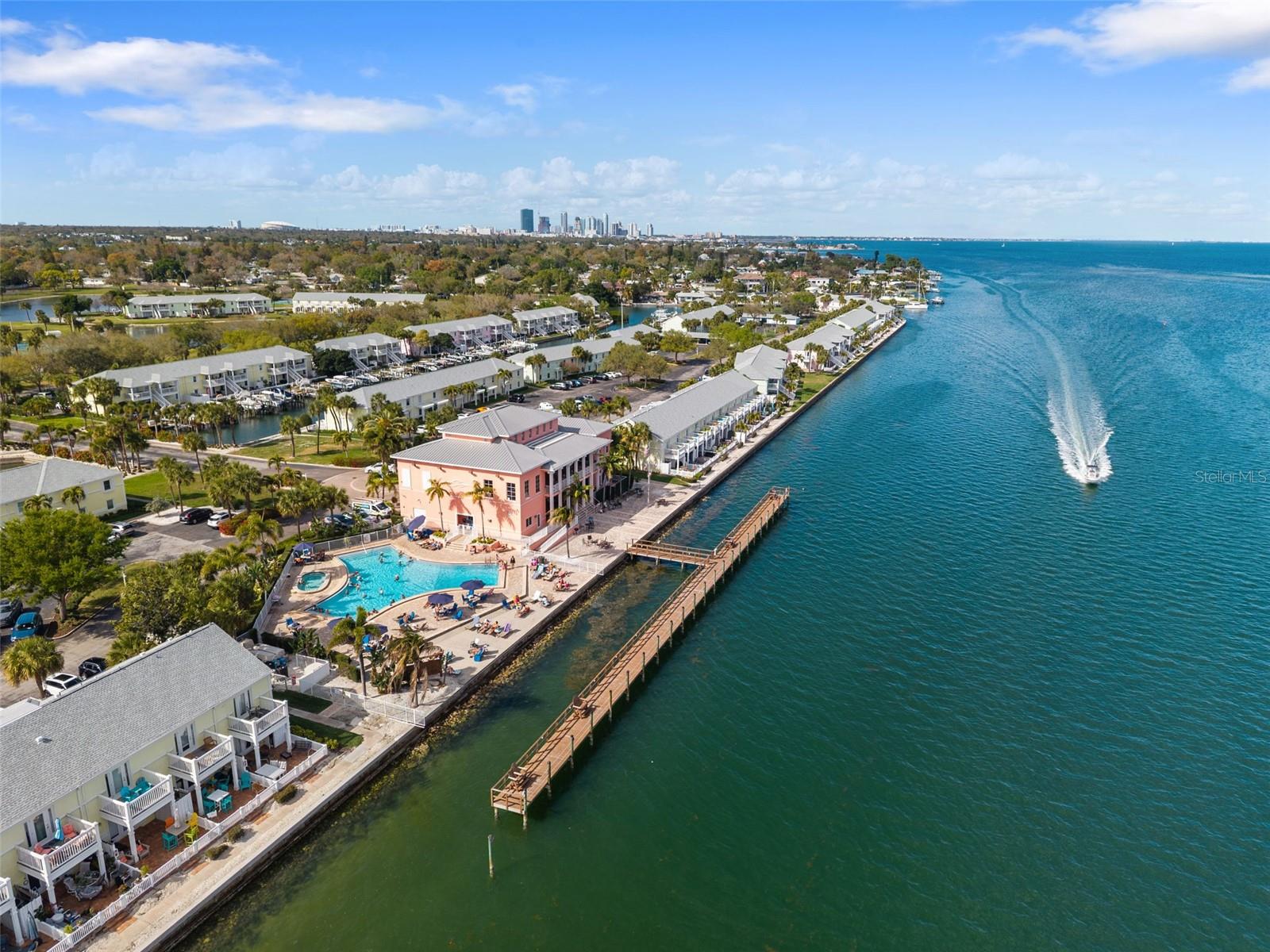 4911 COQUINA KEY DR SE #C, ST PETERSBURG, FL — photo 52