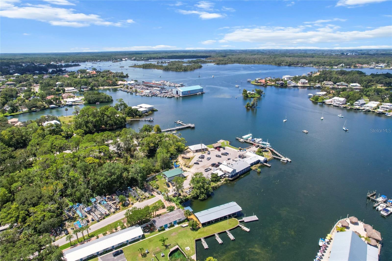 222 NE 1ST AVE, CRYSTAL RIVER, FL — photo 37