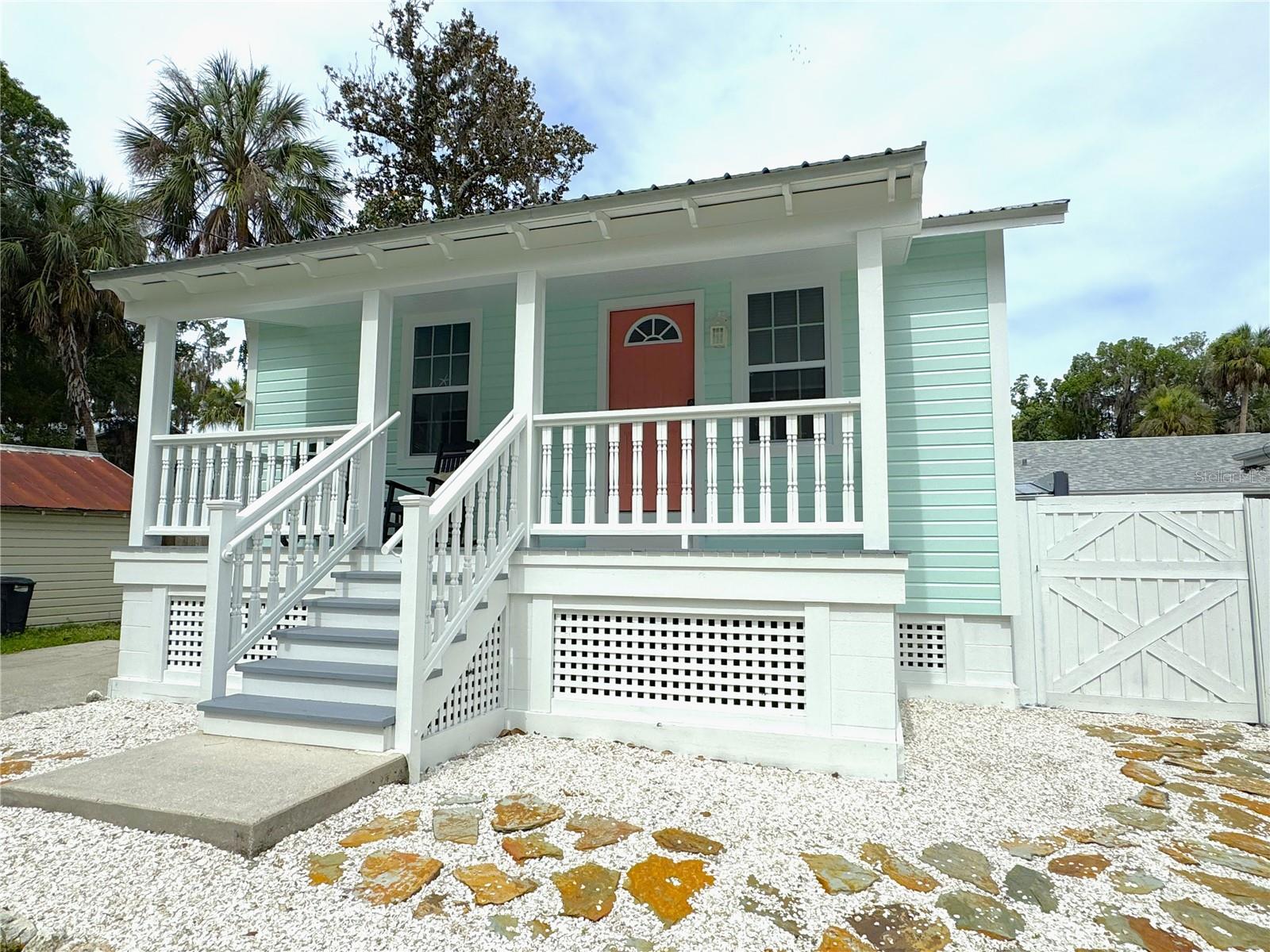 222 NE 1ST AVE, CRYSTAL RIVER, FL — photo 2