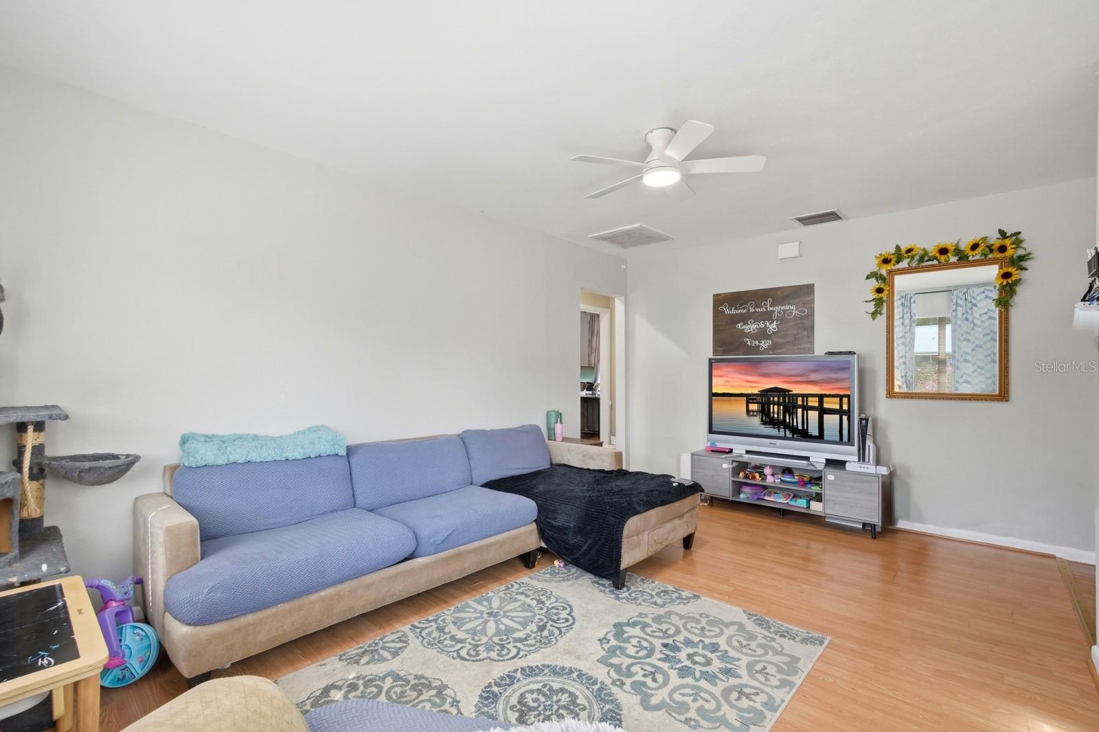 2627 MYRTLE AVE, MIMS, FL — photo 5
