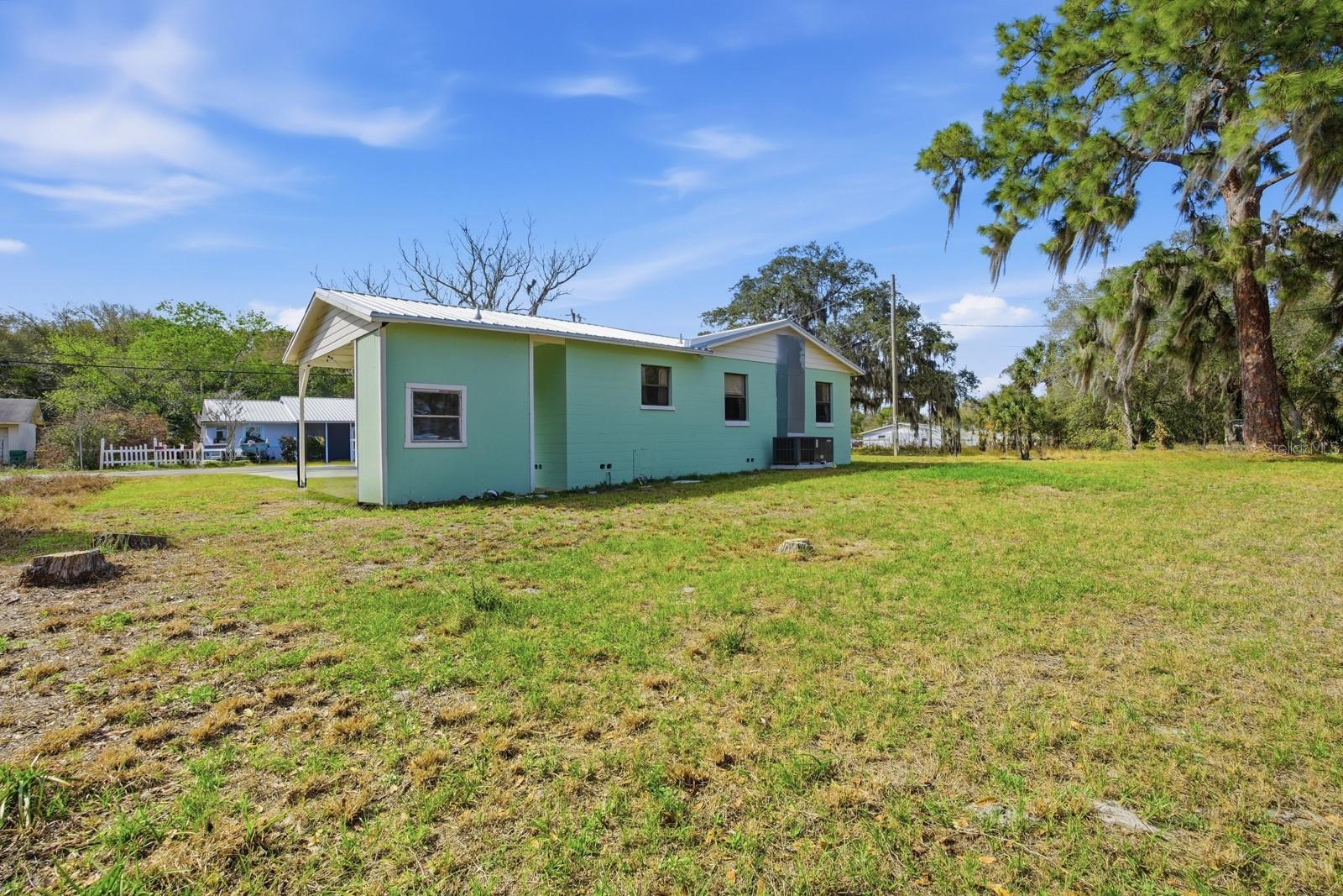 2627 MYRTLE AVE, MIMS, FL — photo 18