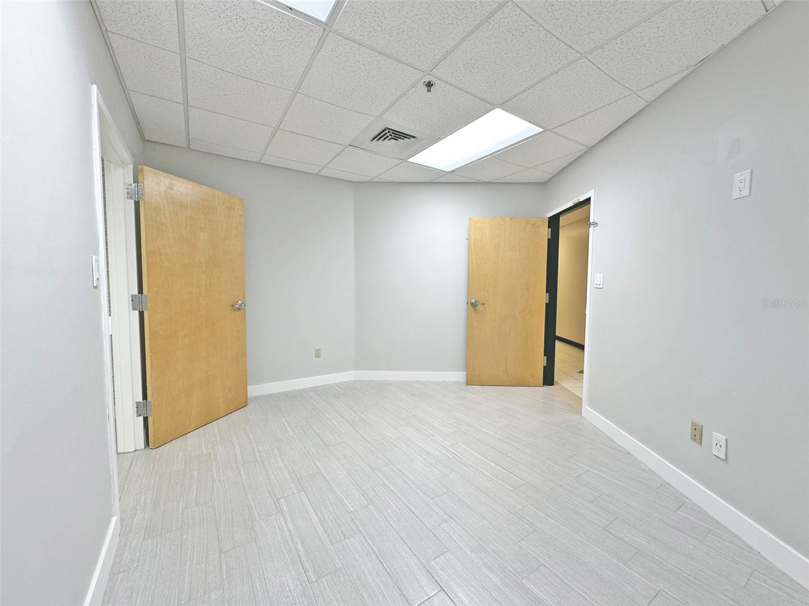 7802 KINGSPOINTE PKWY #210, ORLANDO, FL — photo 11