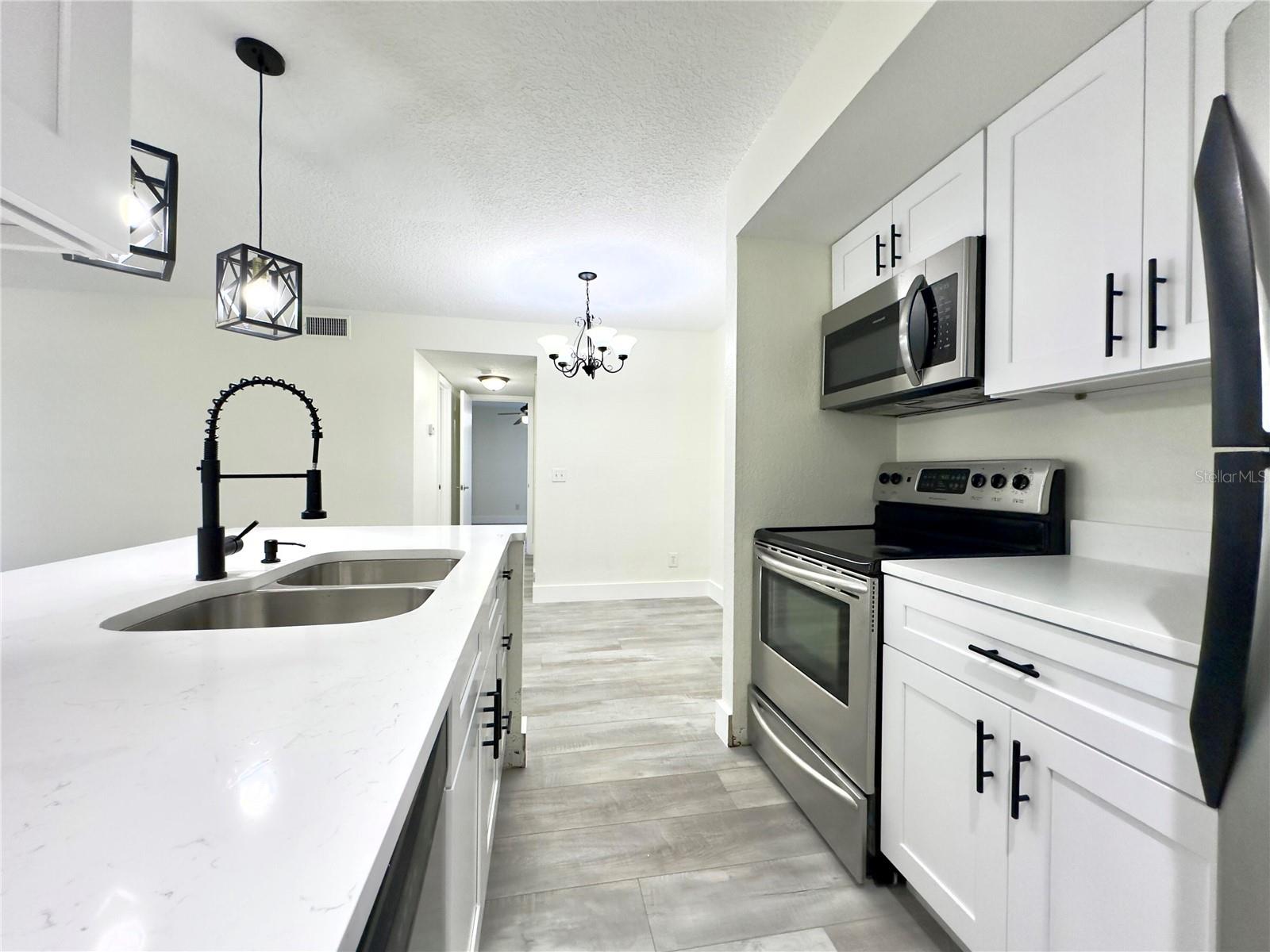 5140 CONROY RD #27, ORLANDO, FL — photo 11