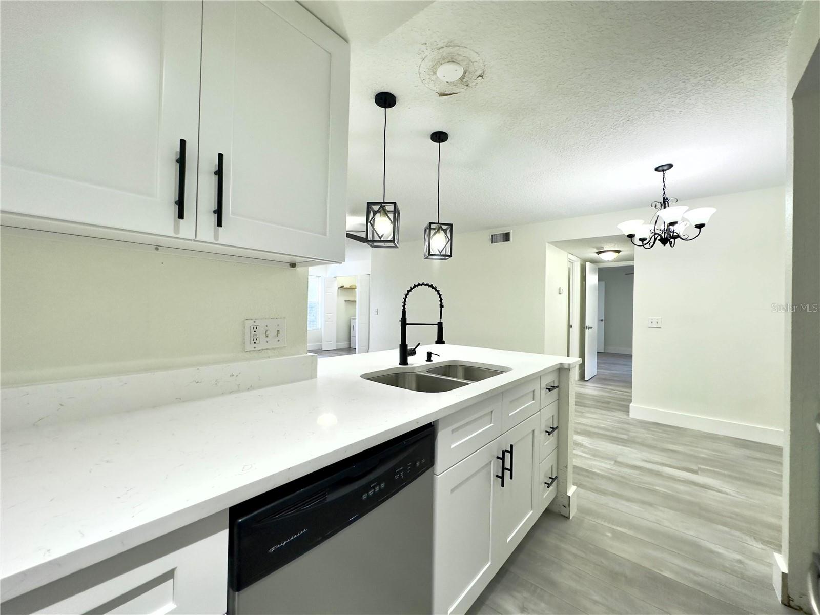 5140 CONROY RD #27, ORLANDO, FL — photo 12