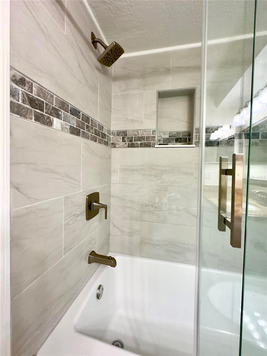 5140 CONROY RD #27, ORLANDO, FL — photo 21