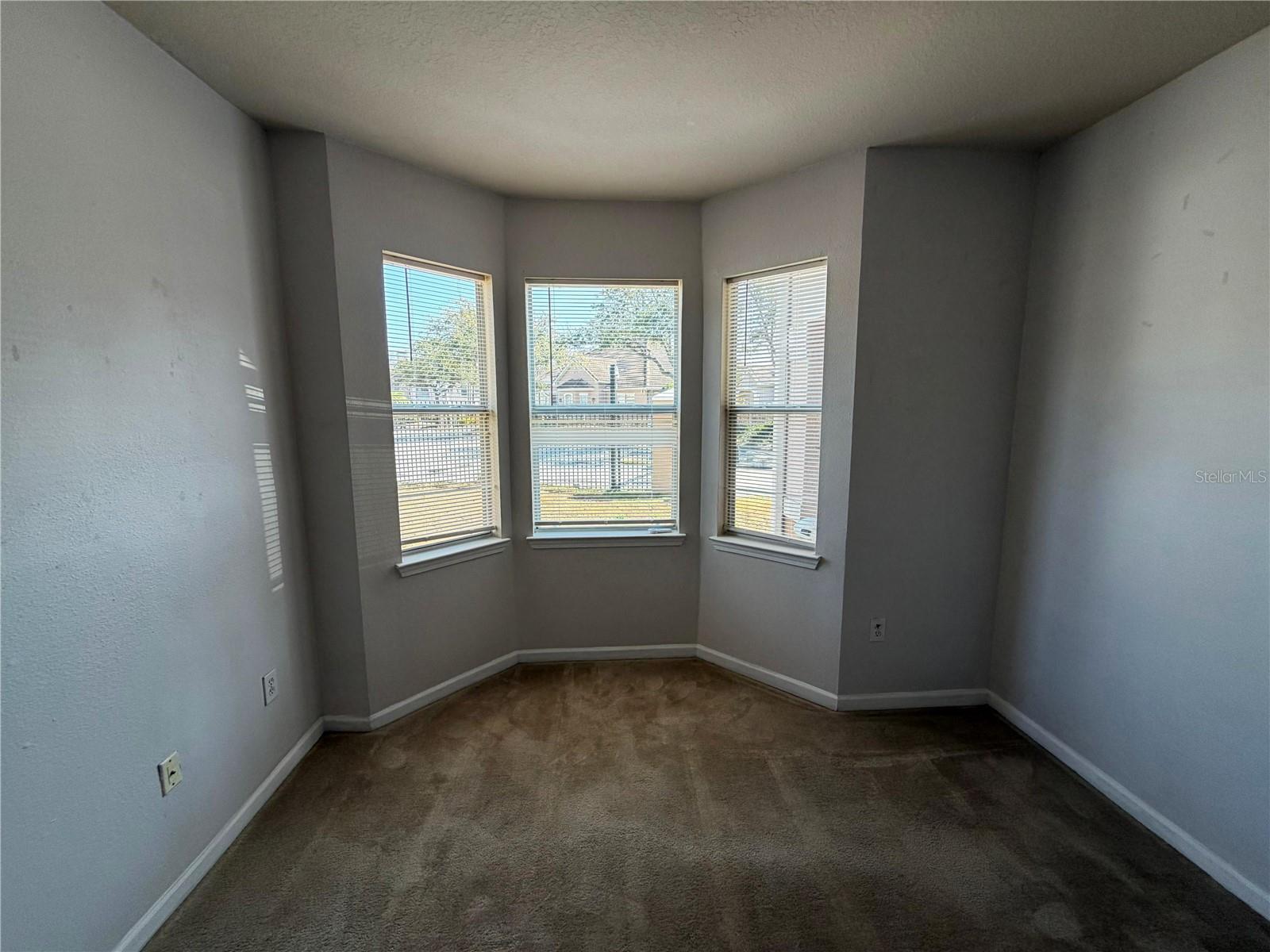 18022 VILLA CREEK DR #18022, TAMPA, FL — photo 11