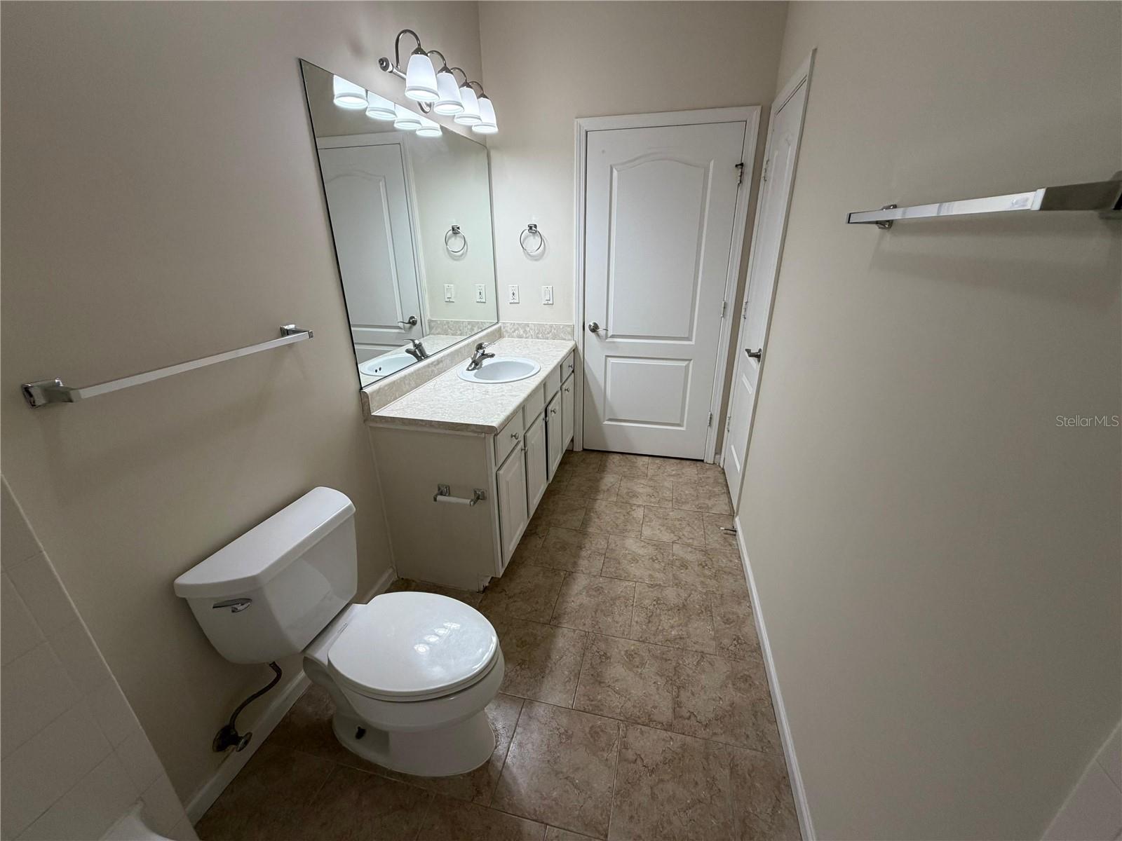 18022 VILLA CREEK DR #18022, TAMPA, FL — photo 14