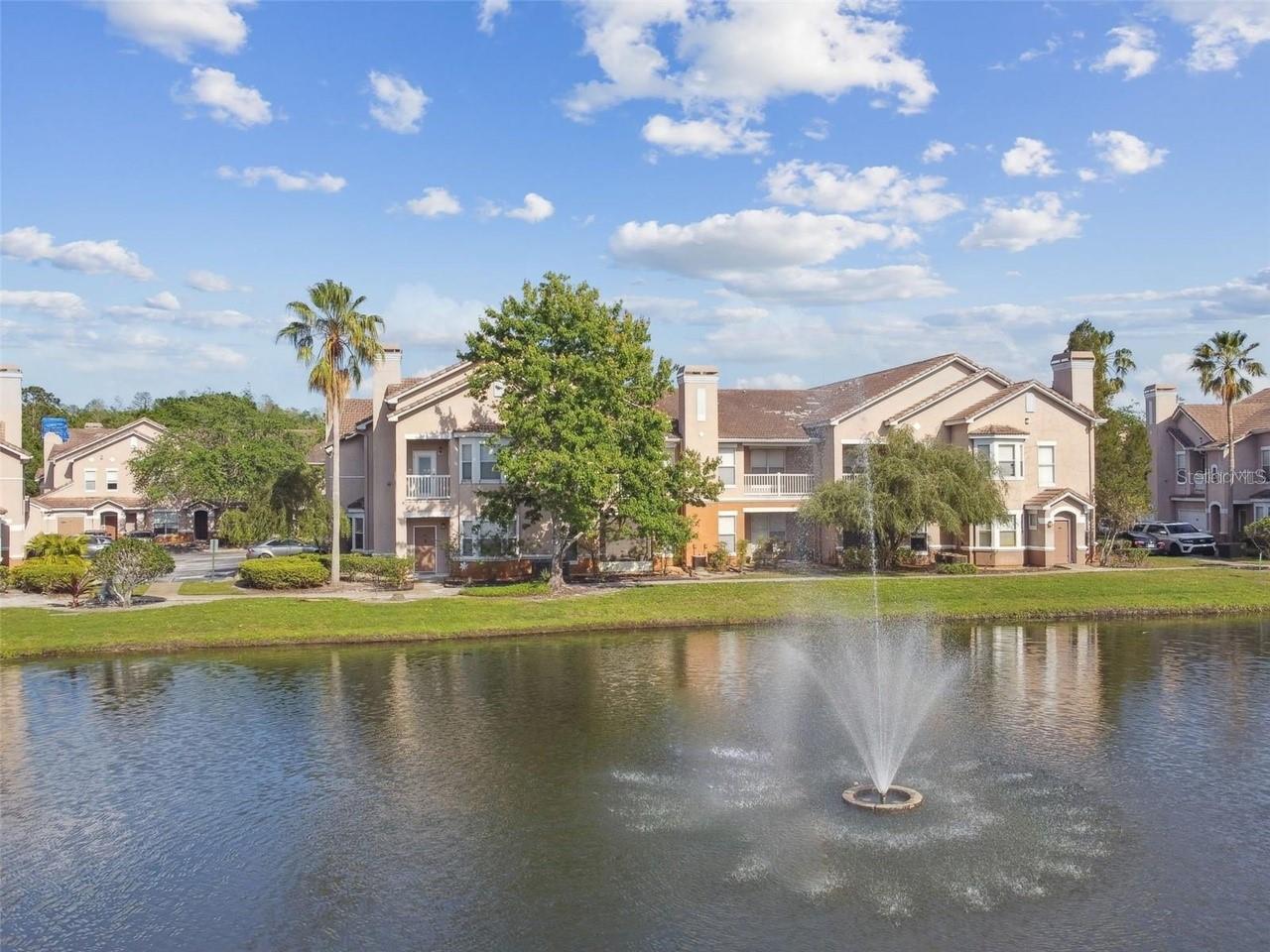 18022 VILLA CREEK DR #18022, TAMPA, FL — photo 28