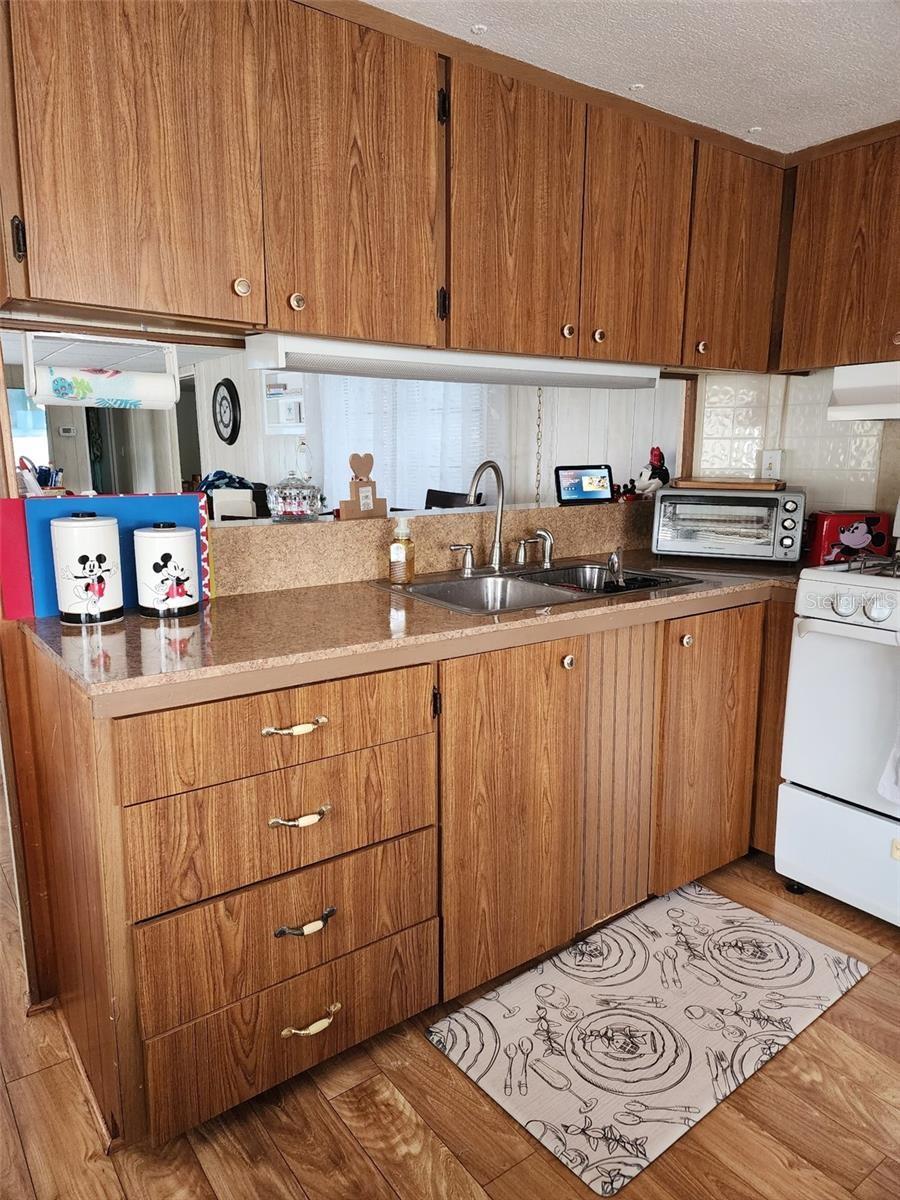 7901 40TH AVE N #60, ST PETERSBURG, FL — photo 14