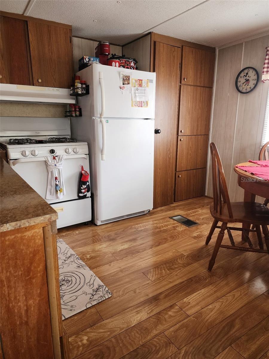 7901 40TH AVE N #60, ST PETERSBURG, FL — photo 15