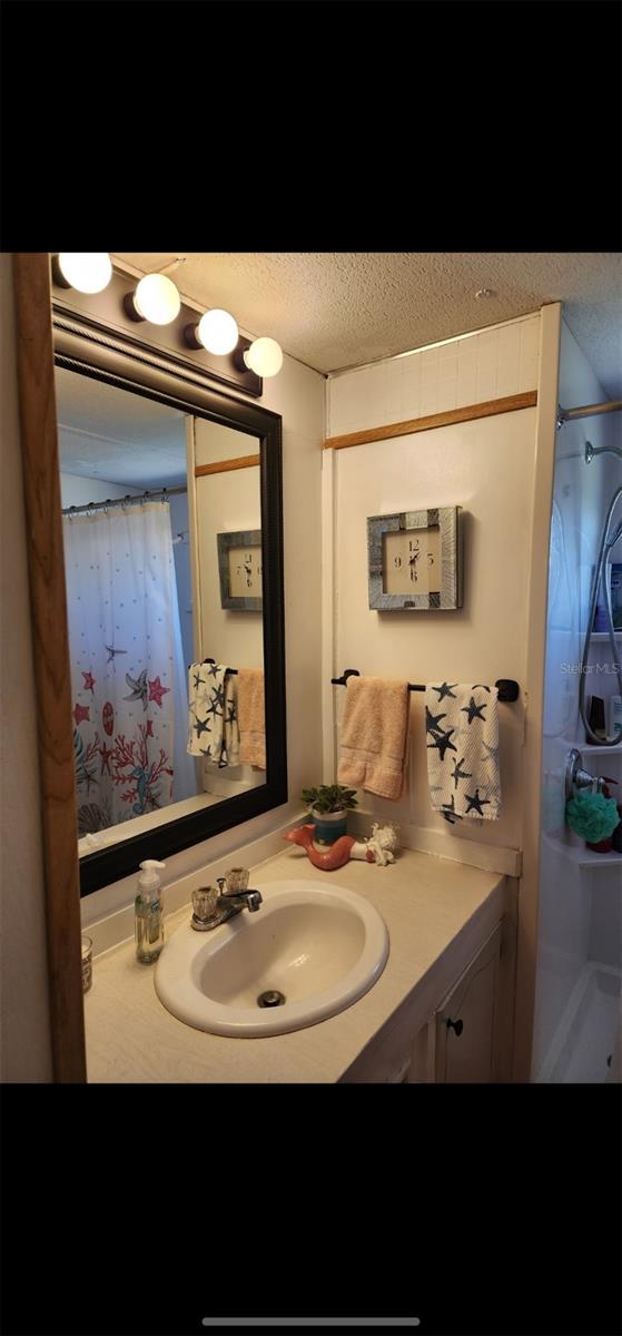 7901 40TH AVE N #60, ST PETERSBURG, FL — photo 21