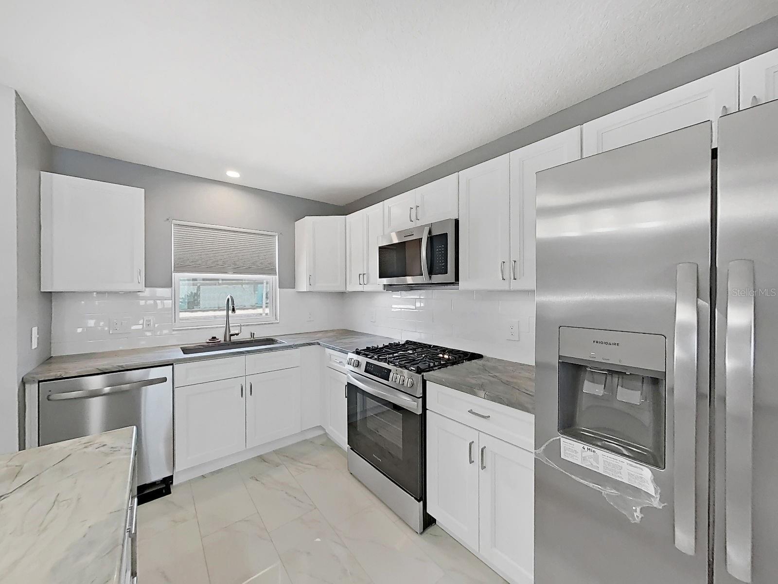 7 DUNOON PL #Unit 104, DUNEDIN, FL — photo 8