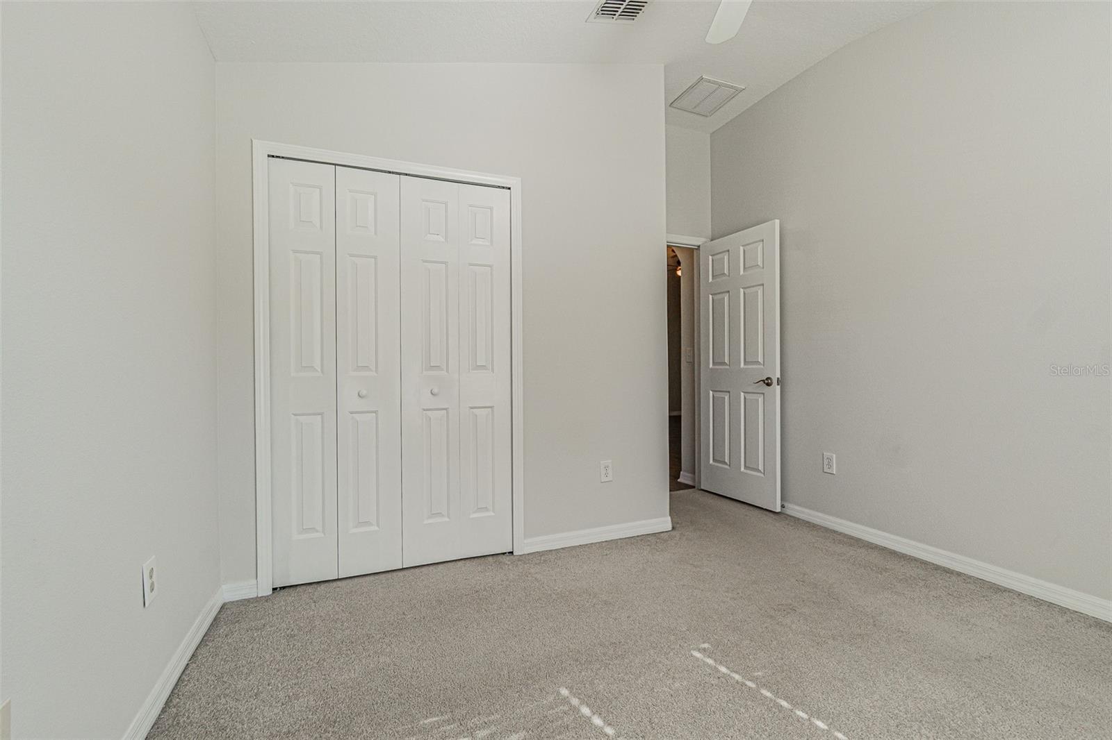 9608 ROLLING CIR, SAN ANTONIO, FL — photo 16