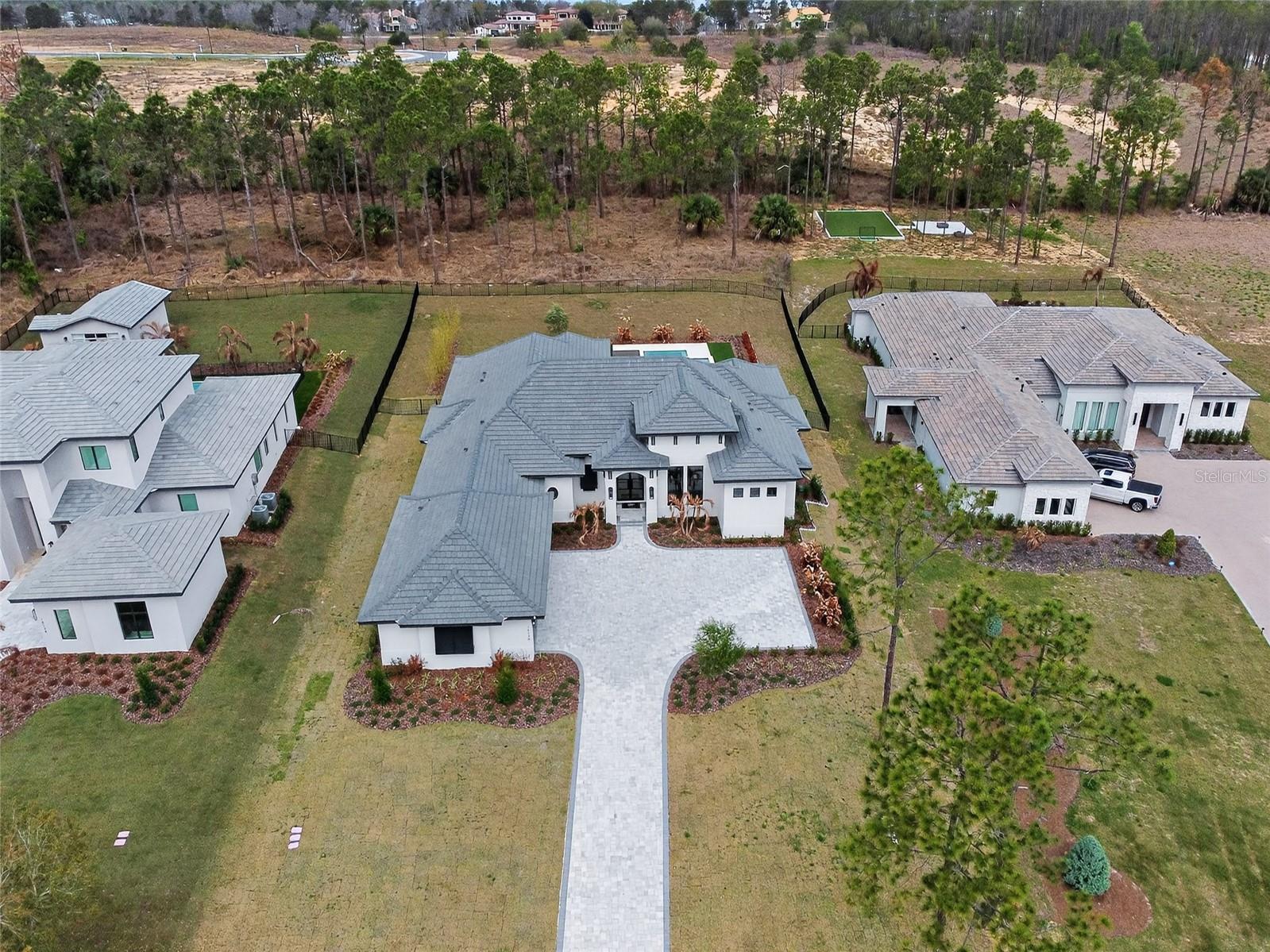 16130 PENDIO DR, BELLA COLLINA, FL