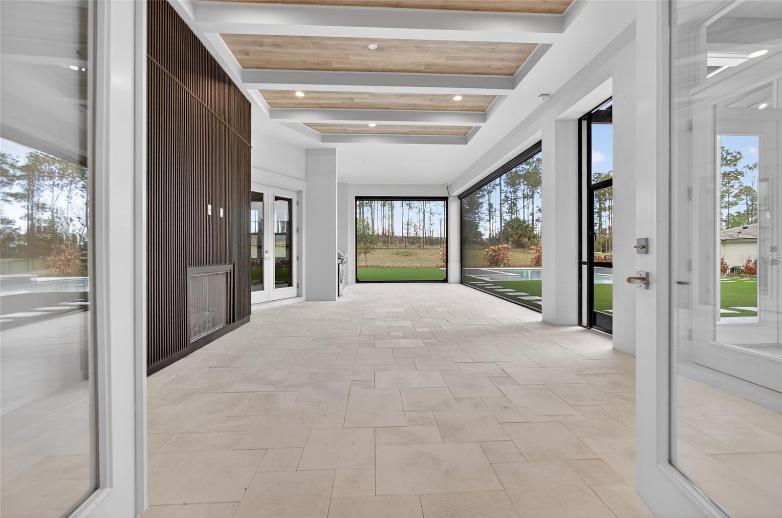 16130 PENDIO DR, BELLA COLLINA, FL — photo 27
