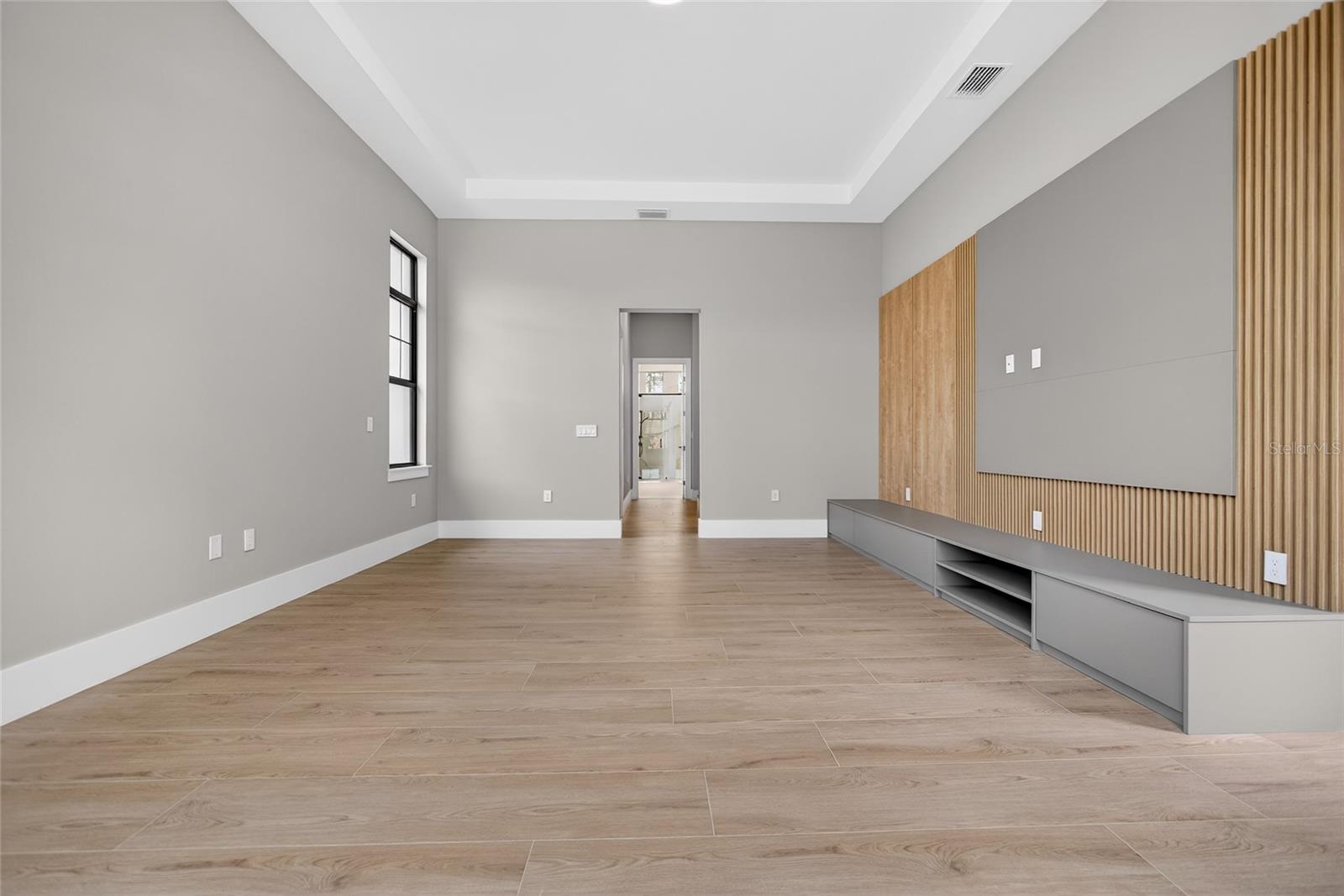 16130 PENDIO DR, BELLA COLLINA, FL — photo 100