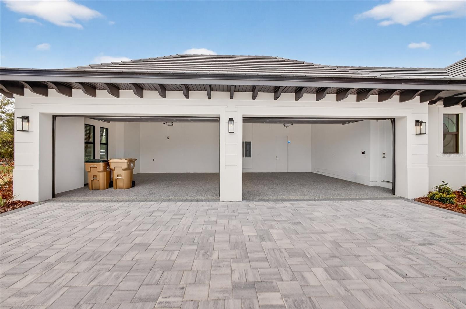 16130 PENDIO DR, BELLA COLLINA, FL — photo 101