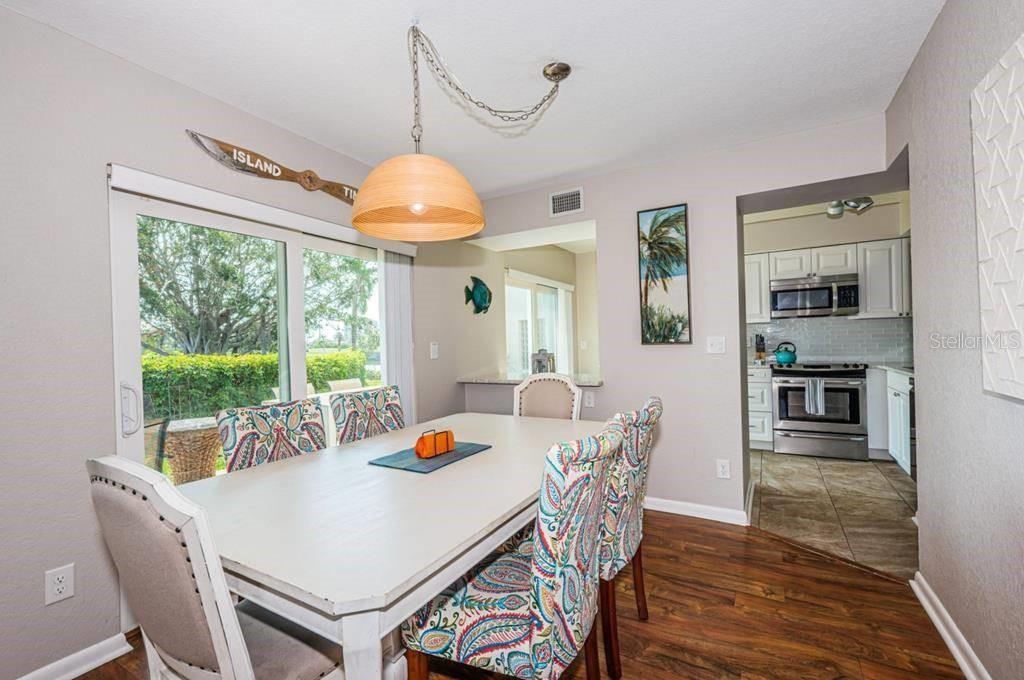 6107 MIRADA CIR, ST PETERSBURG, FL — photo 6