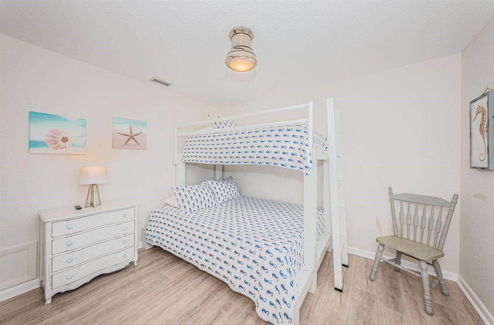 6107 MIRADA CIR, ST PETERSBURG, FL — photo 18