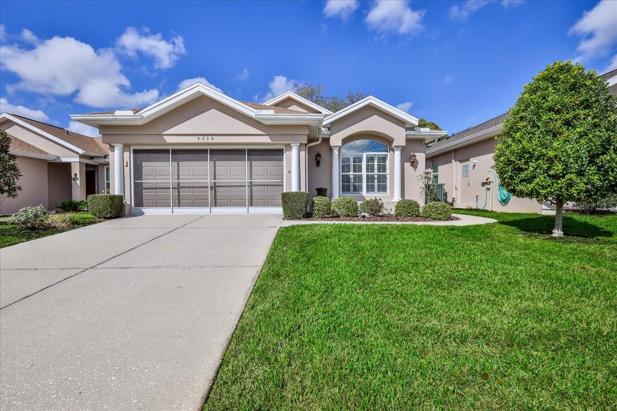 5459 LEGEND HILLS LN, SPRING HILL, FL — photo 2