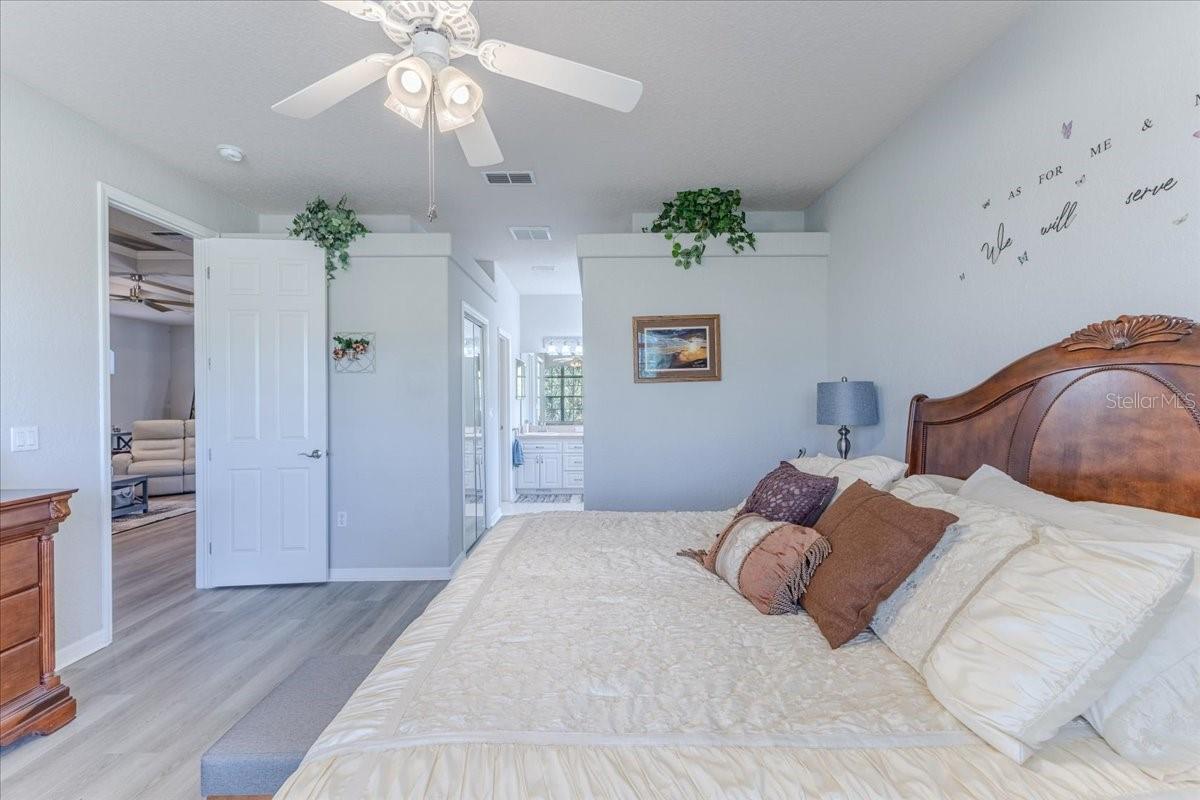 5459 LEGEND HILLS LN, SPRING HILL, FL — photo 29