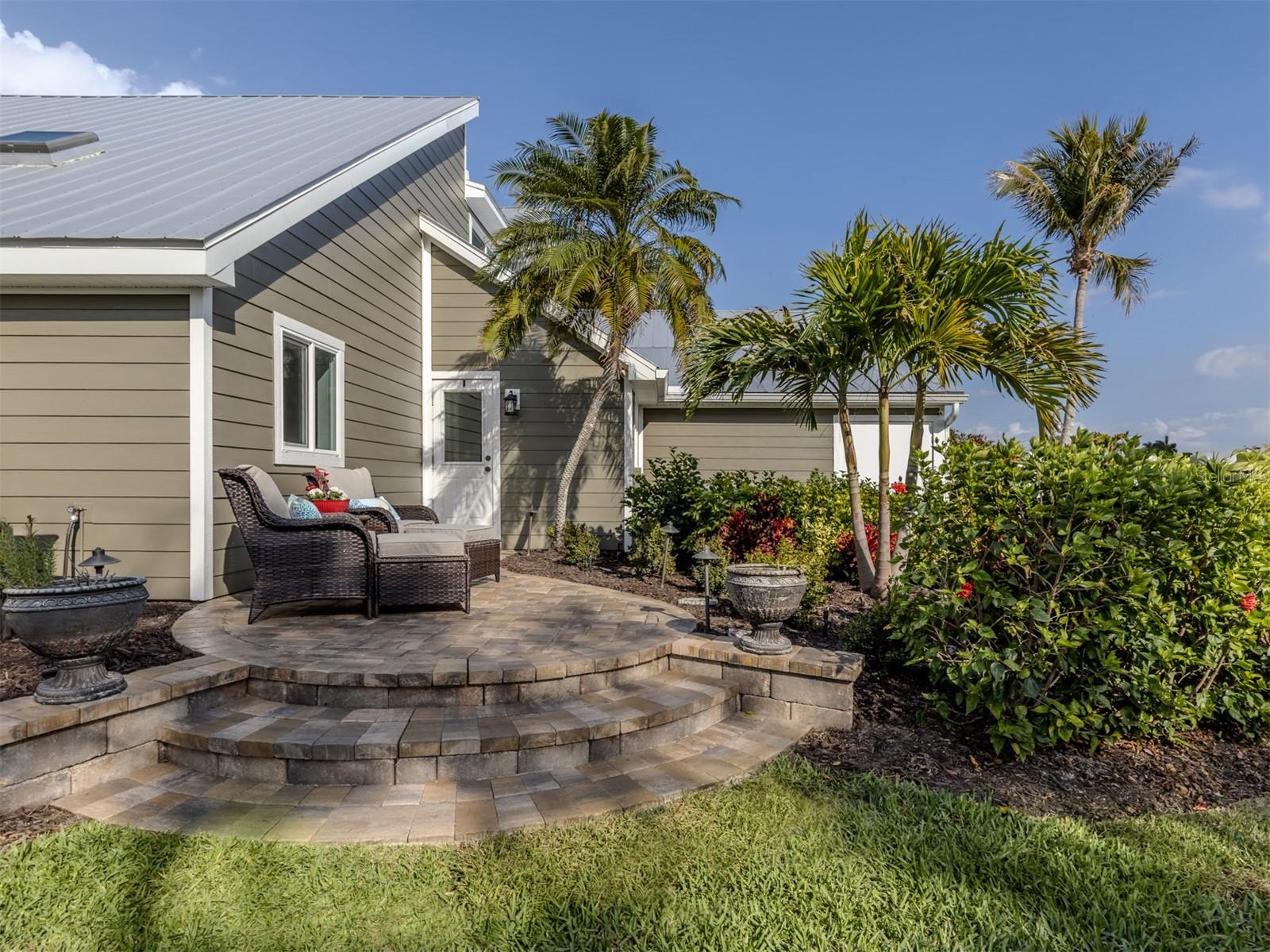 614 RAVENNA ST, VENICE, FL — photo 32