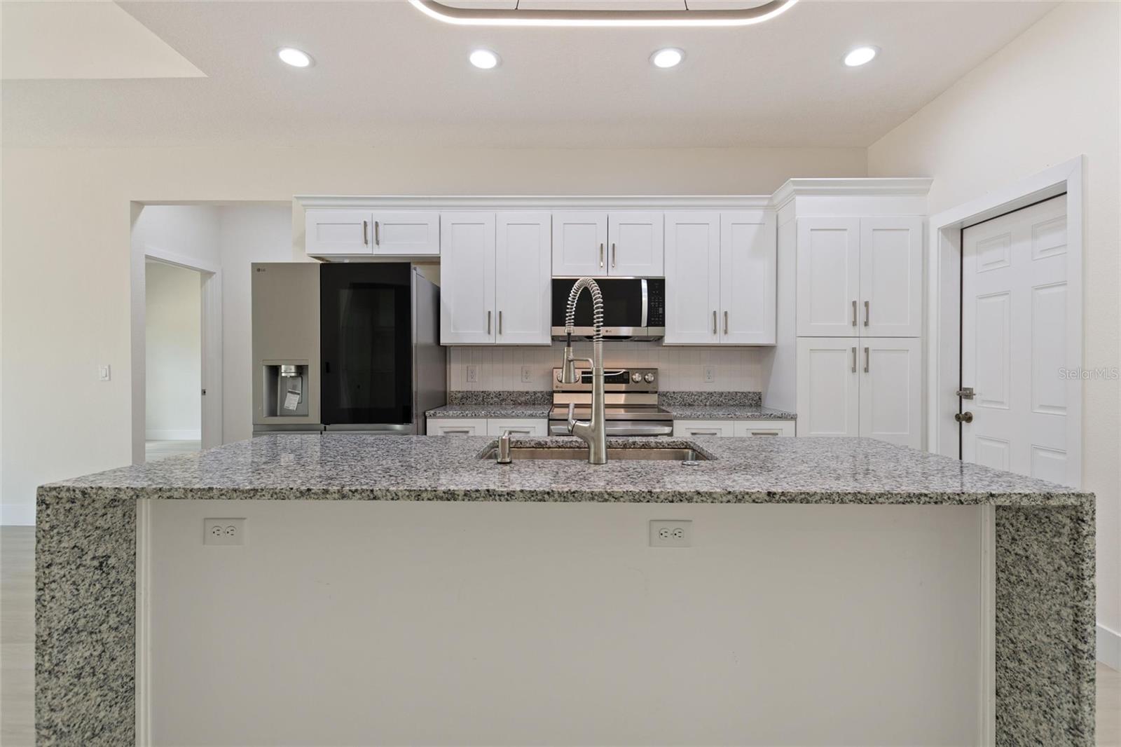 3970 LAGUNA DR, INDIAN LAKE ESTATES, FL — photo 10