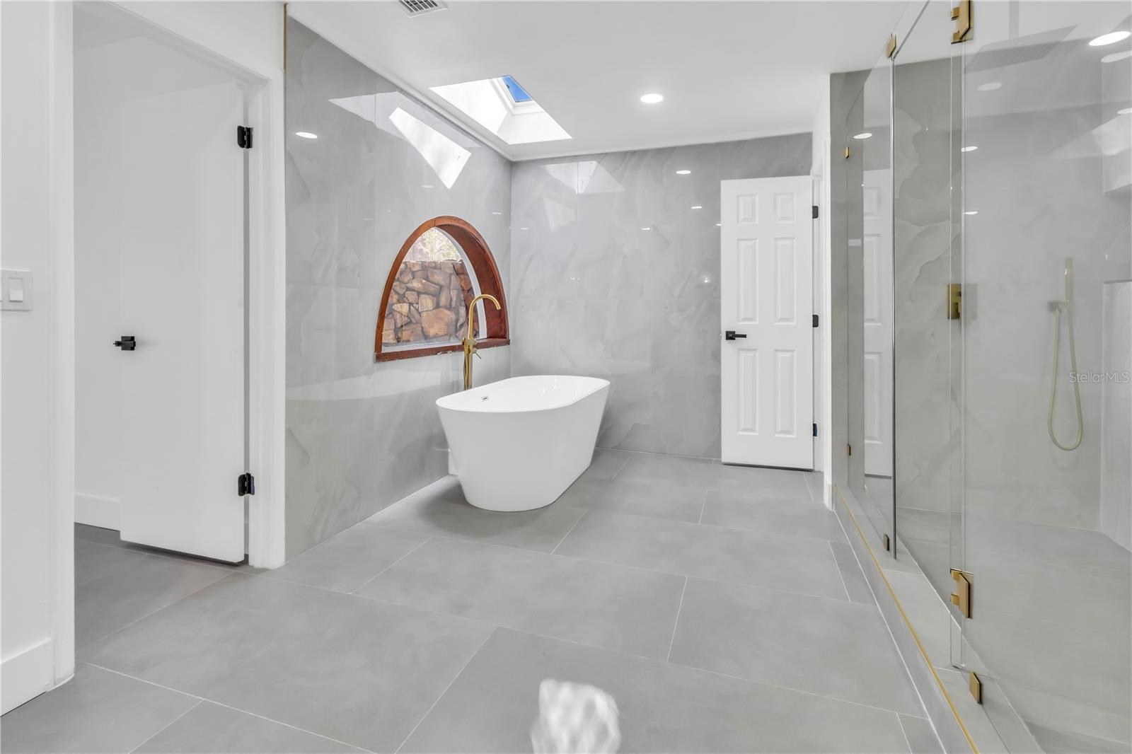 3033 WISTER CIR, VALRICO, FL — photo 11
