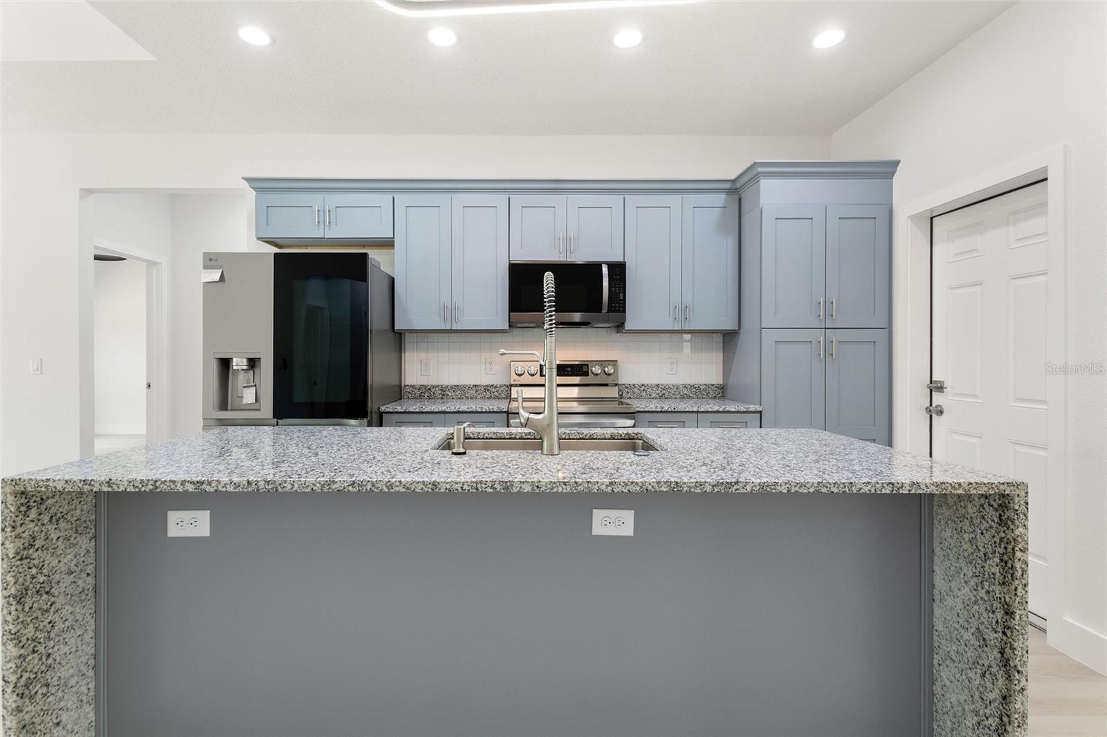 3750 JAPONICA AVE, INDIAN LAKE ESTATES, FL — photo 6