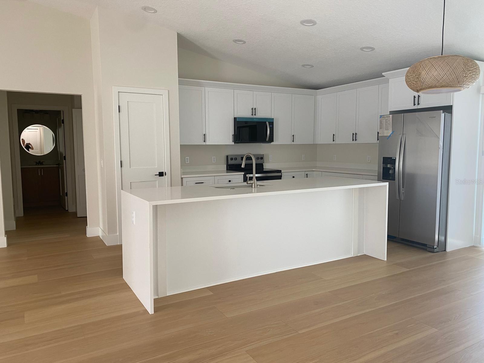 895 S CEDAR AVE, ORANGE CITY, FL — photo 3